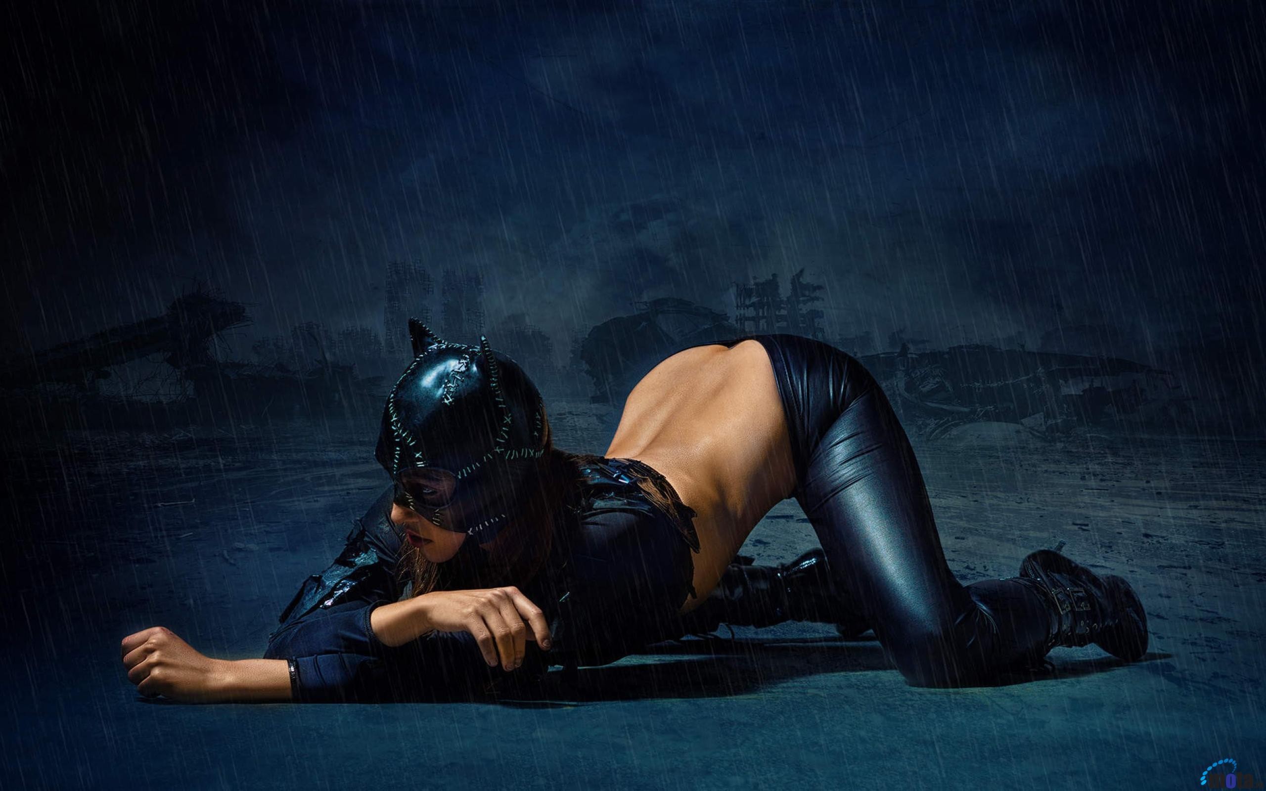 People 2560x1600 women Catwoman leggings bent over rain bottom up model cat girl ass cosplay DC Comics