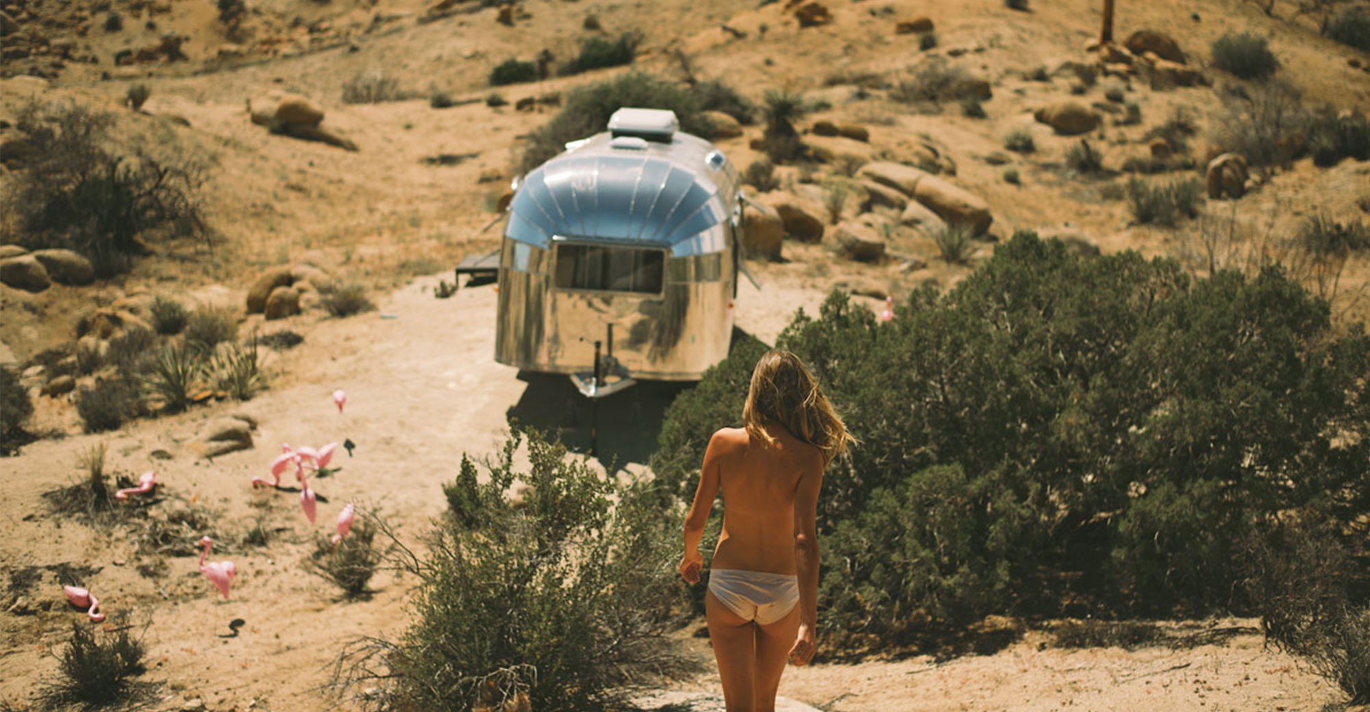People 2000x1040 women model desert panties back caravan women outdoors topless