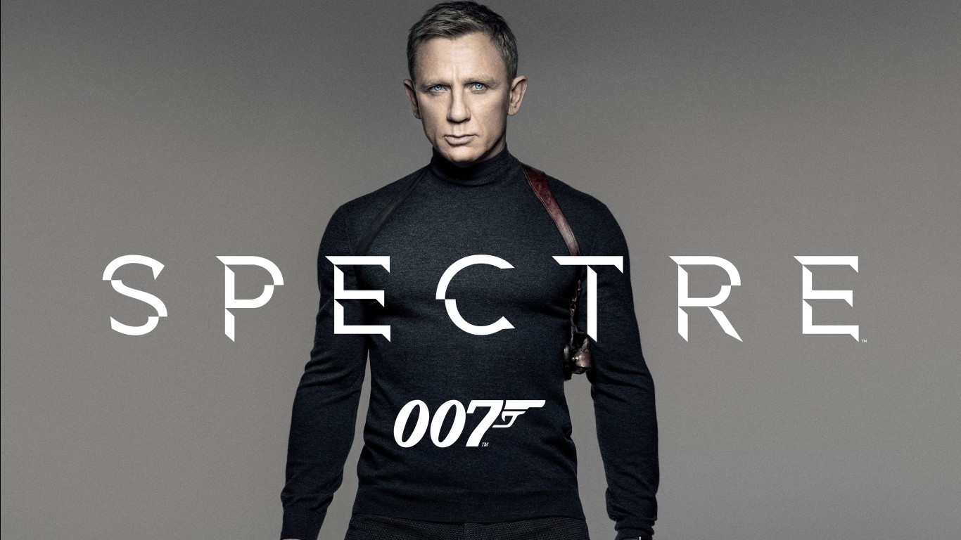 People 1366x768 James Bond movies Daniel Craig simple background men Spectre (movie) 007