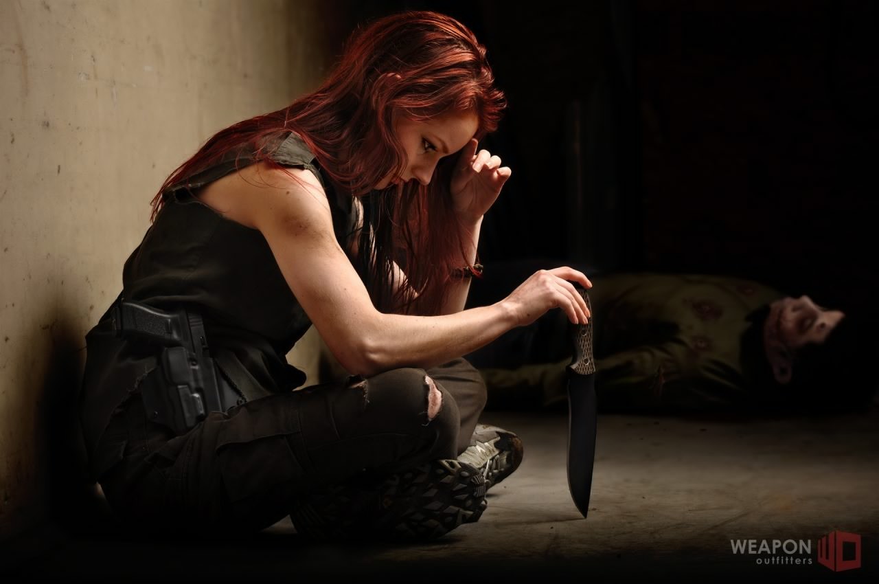 General 1280x850 Ethereal Rose WeaponOutfitters Glock 19 knife redhead weapon girls with guns long hair women indoors corpse sitting torn clothes indoors legs crossed