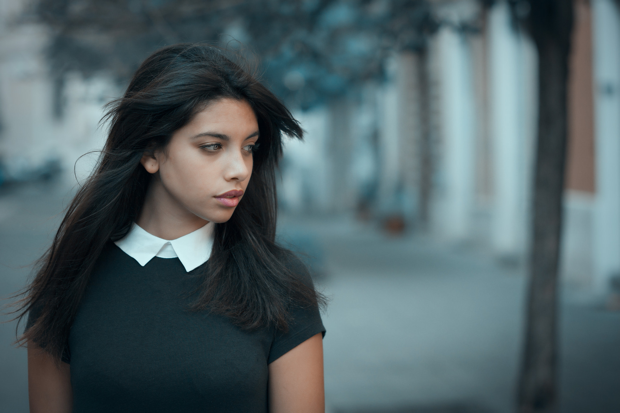 People 2048x1365 women depth of field portrait looking away