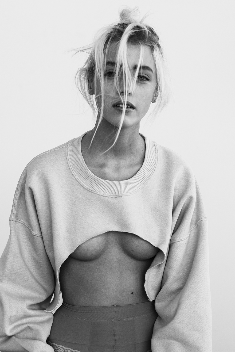 People 1000x1500 Cynda Mcelvana Bennet Perez women model no bra monochrome simple background looking at viewer underboob sweatshirts