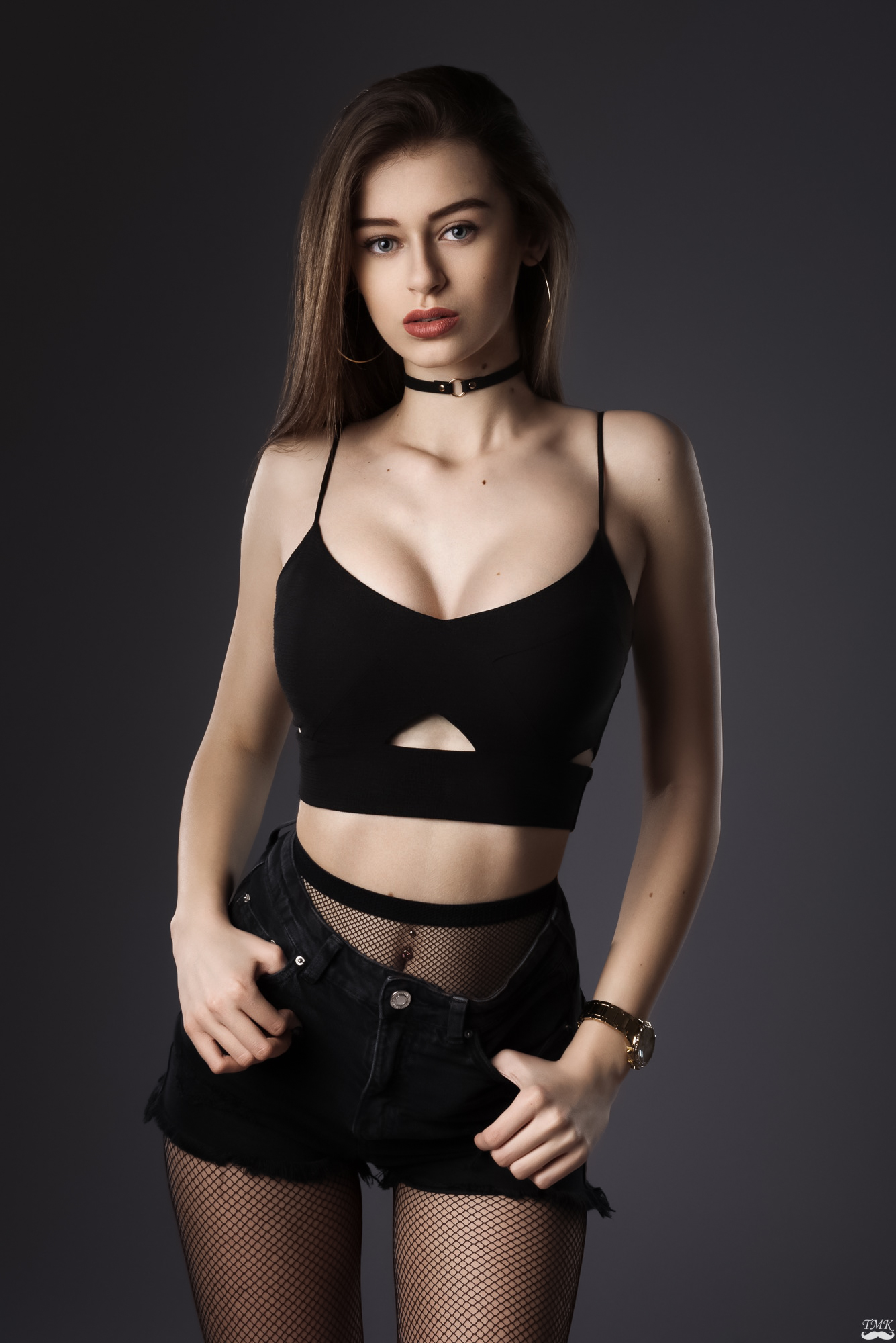 People 1335x2000 women brunette long hair looking at viewer choker shorts makeup simple background frontal view