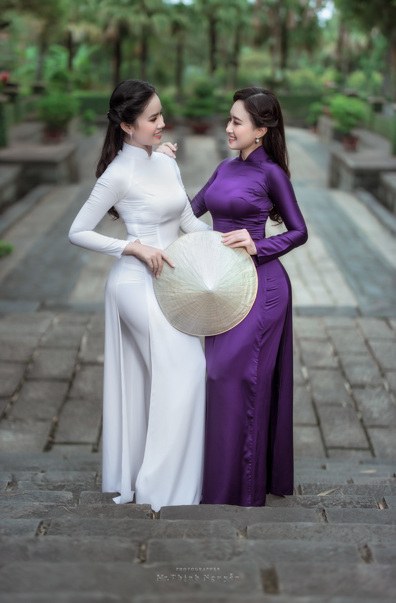 People 1346x2048 women áo dài white dress purple dress Vietnamese depth of field leaf hat Asian