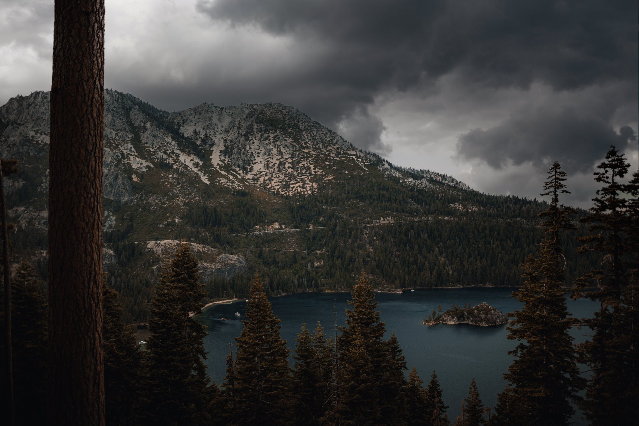 General 2048x1364 landscape mountains snowy mountain pine trees forest nature lake clouds overcast