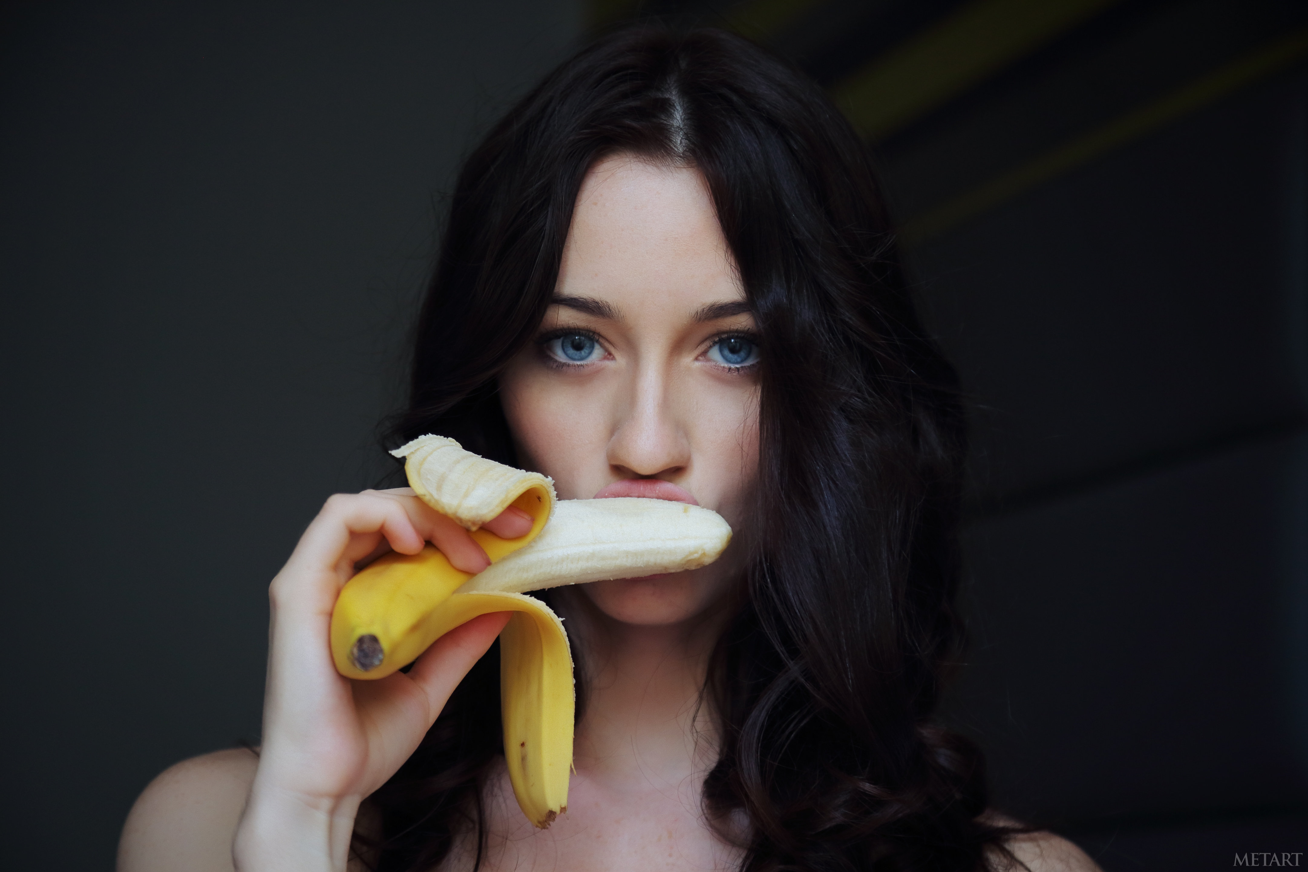 People 4324x2883 bananas women looking at viewer kissing blue eyes brunette Zsanett Tormay phallic symbol suggestive