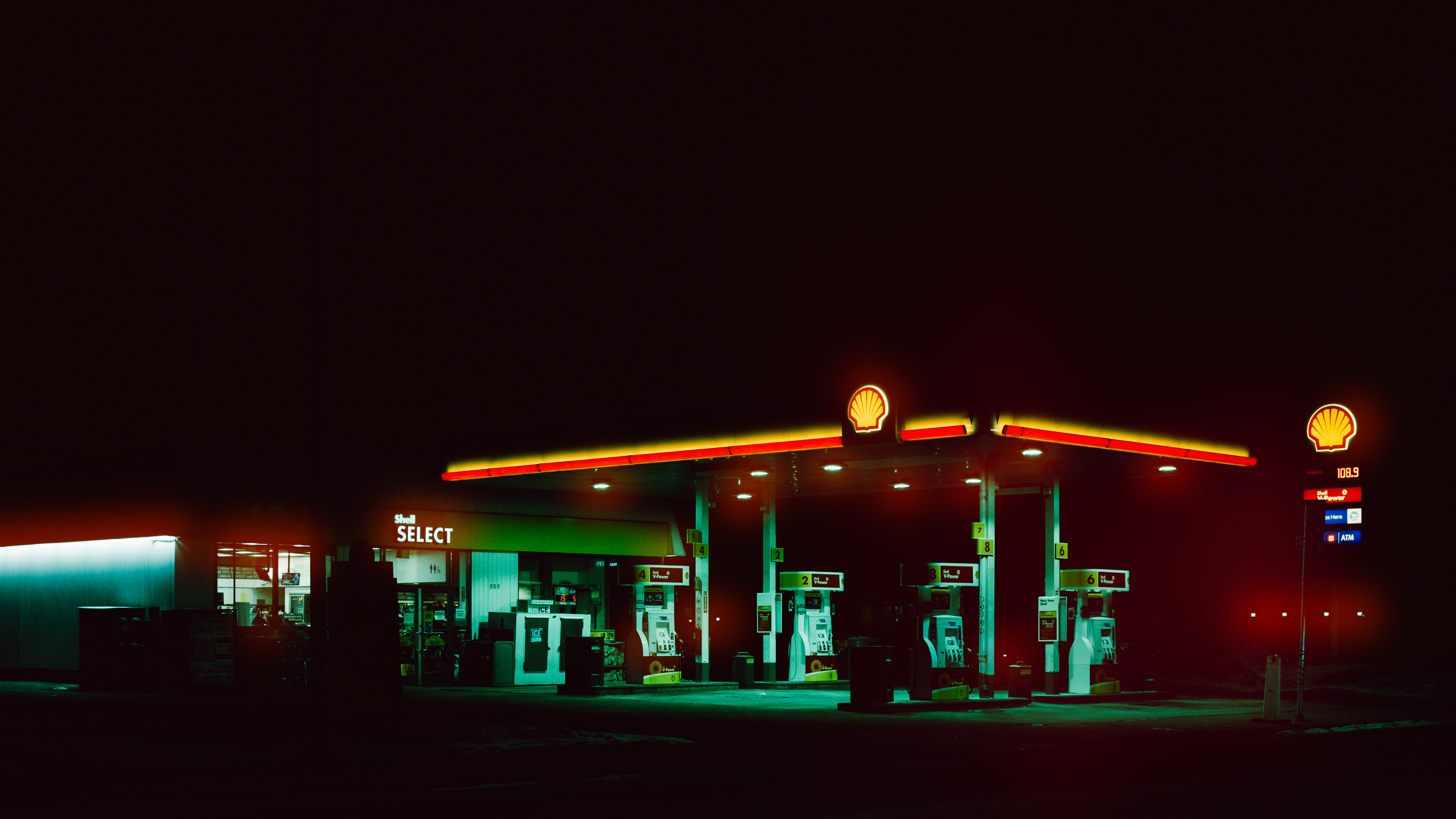 General 3840x2160 gas station night outdoors signs Shell low light