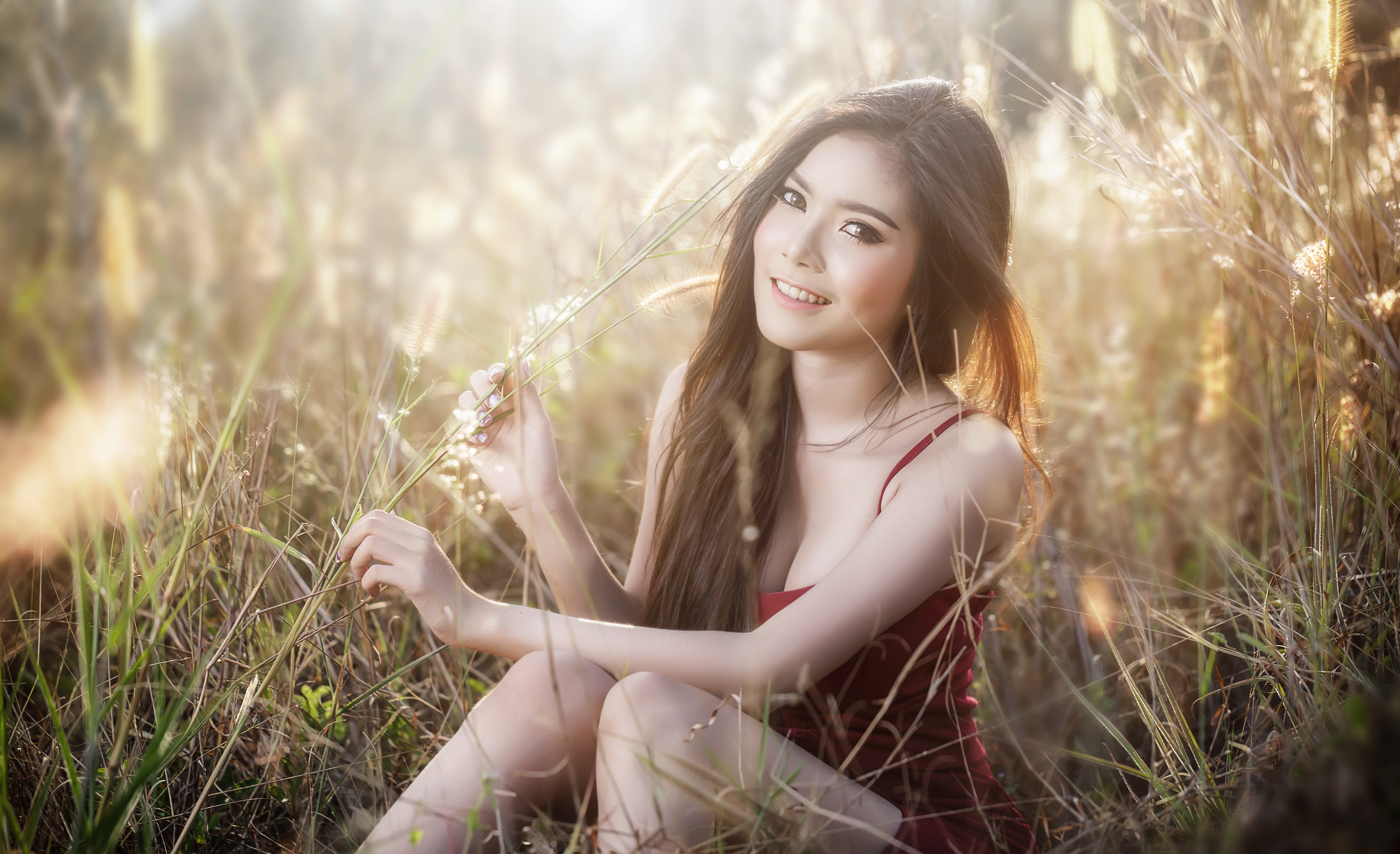 People 5746x3505 Asian model women long hair brunette depth of field sitting field shirt straw smiling