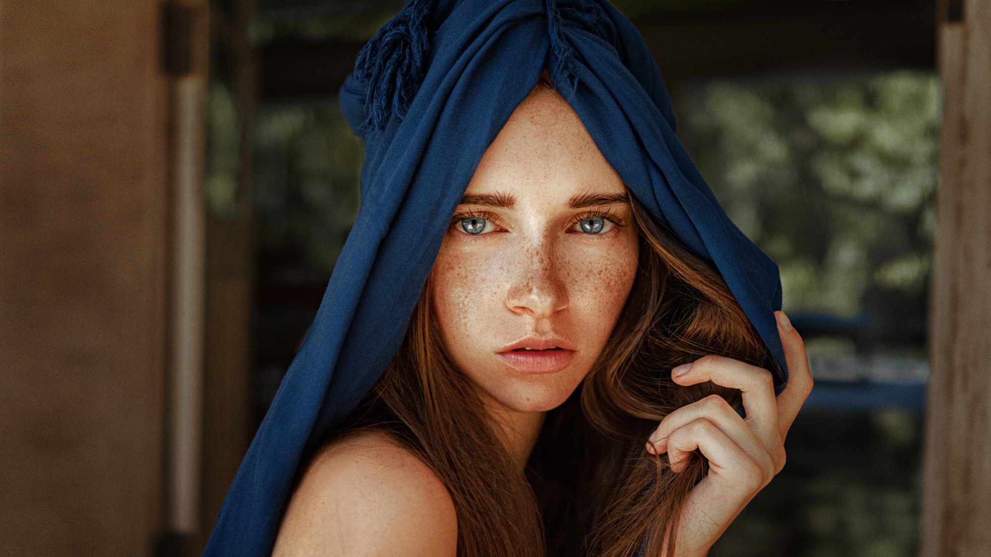People 2000x1125 women portrait face looking at viewer Georgy Chernyadyev Anastasia Nelen freckles blue eyes brunette parted lips thick eyebrows long hair touching hair closeup depth of field bare shoulders model