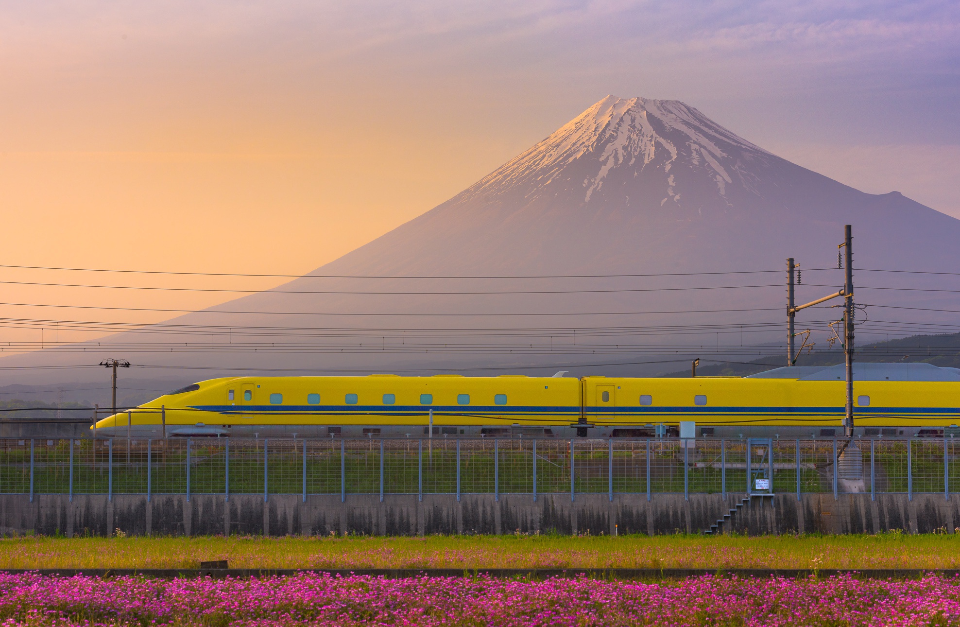 General 1976x1290 train Japan Asia Mount Fuji Shinkansen