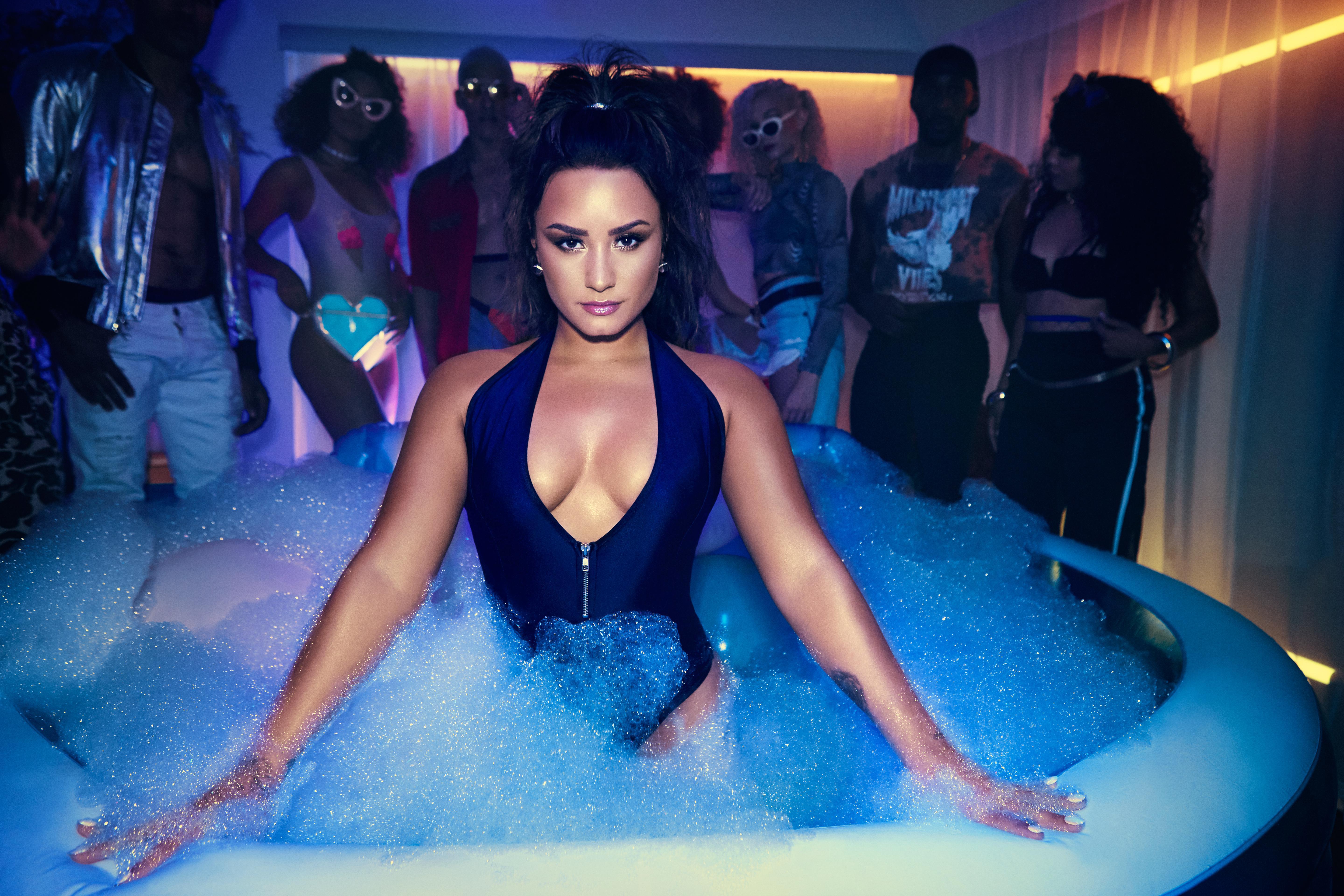 People 5760x3840 Demi Lovato long hair Party Room looking at viewer eyeliner one-piece swimsuit earring sideboob tattoo white nails swimming pool balloon women celebrity singer