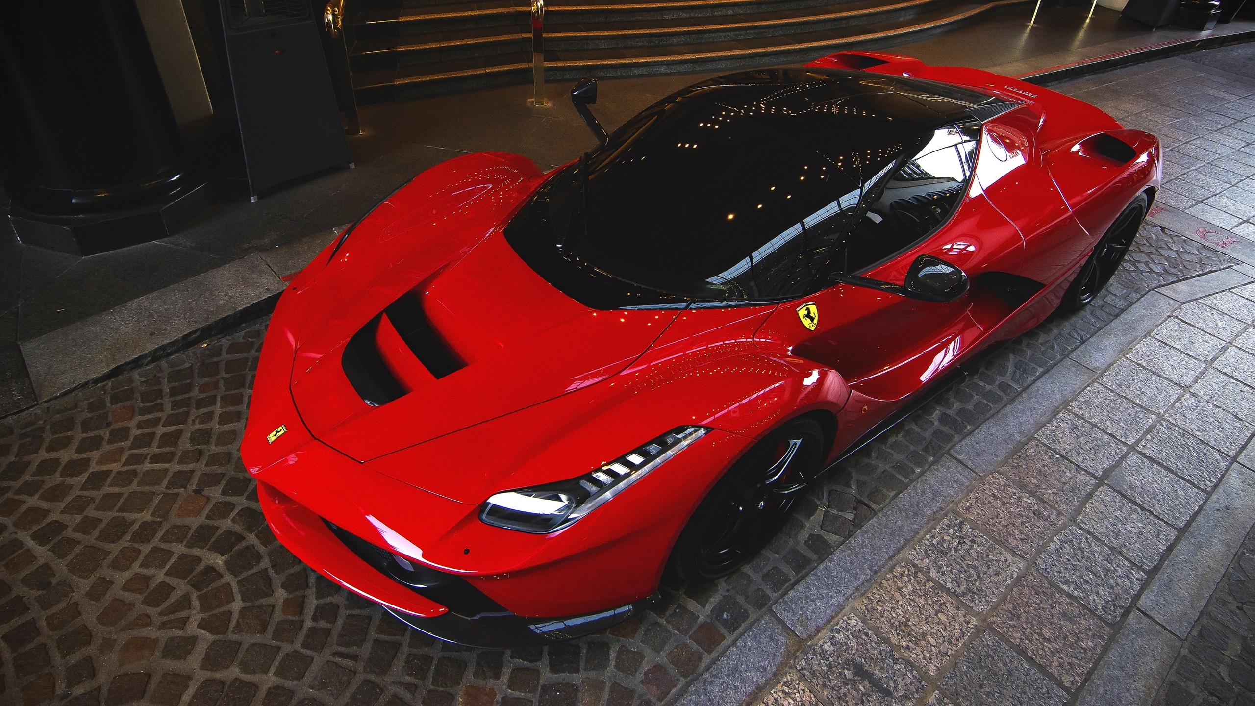 General 2560x1440 red cars Ferrari road Ferrari LaFerrari high angle Hypercar hybrid (car) italian cars Stellantis