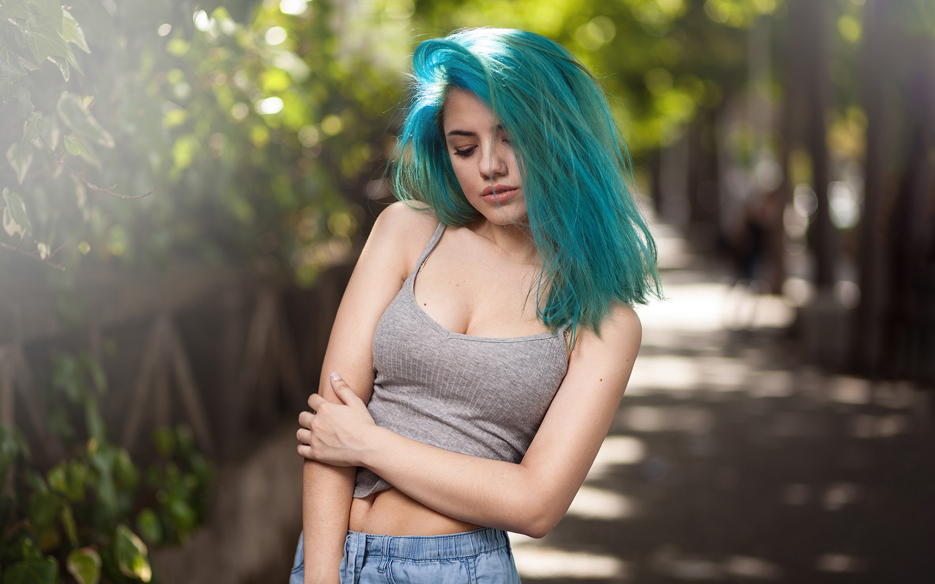 People 1900x1188 women women outdoors belly dyed hair blue hair tank top cleavage standing looking away Delaia Gonzalez