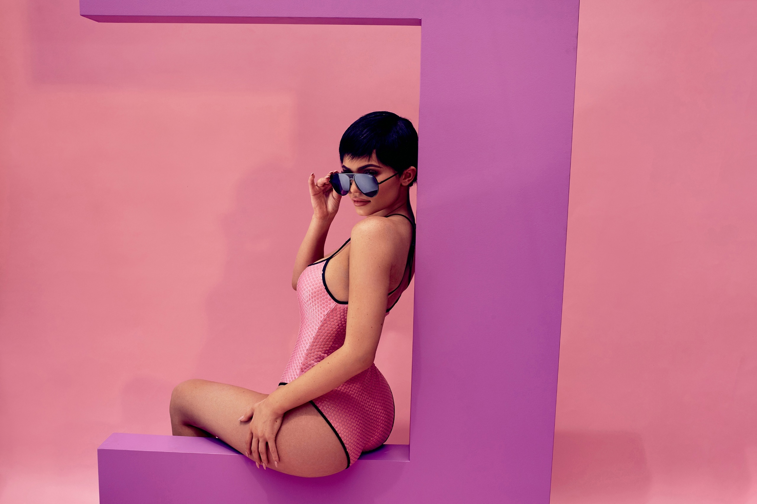 People 2560x1707 women model women with shades women with glasses juicy lips one-piece swimsuit looking at viewer Kylie Jenner