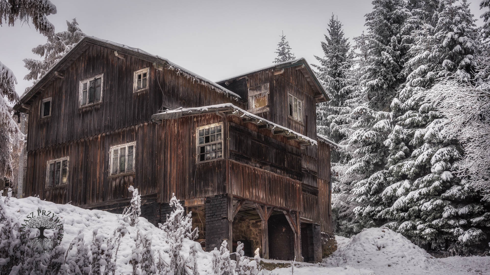 General 1920x1080 winter snow house building abandoned overcast wood house brown