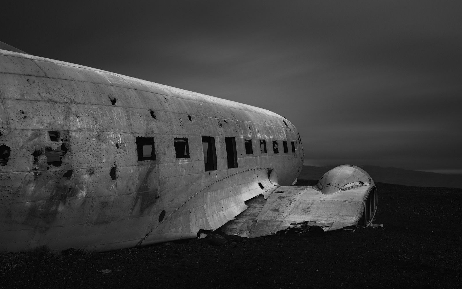 General 1600x1000 photography abandoned crash airplane sky aircraft monochrome outdoors wreck vehicle