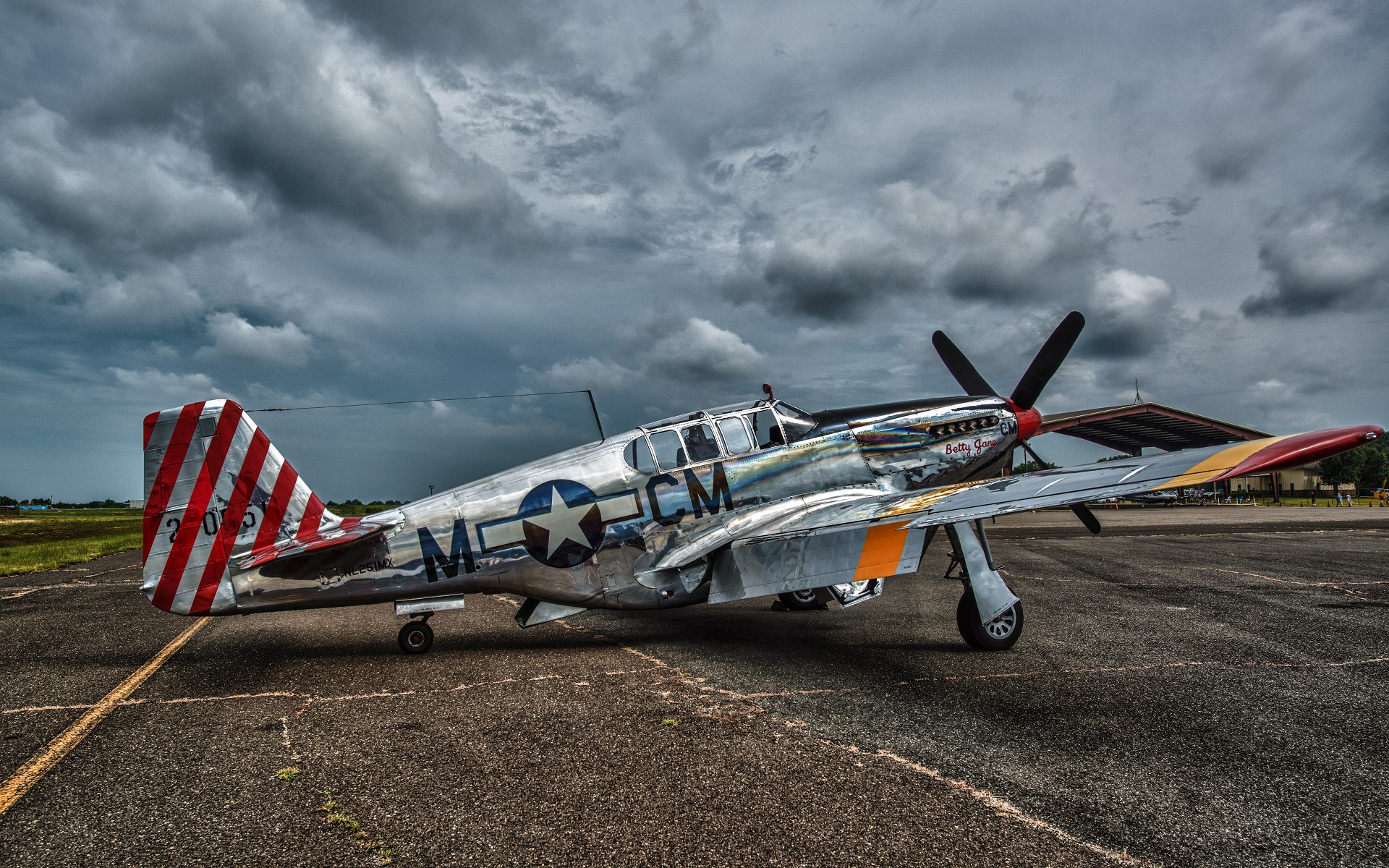 General 1920x1200 North American P-51 Mustang overcast World War II military vehicle vehicle military propeller American aircraft aircraft military aircraft clouds