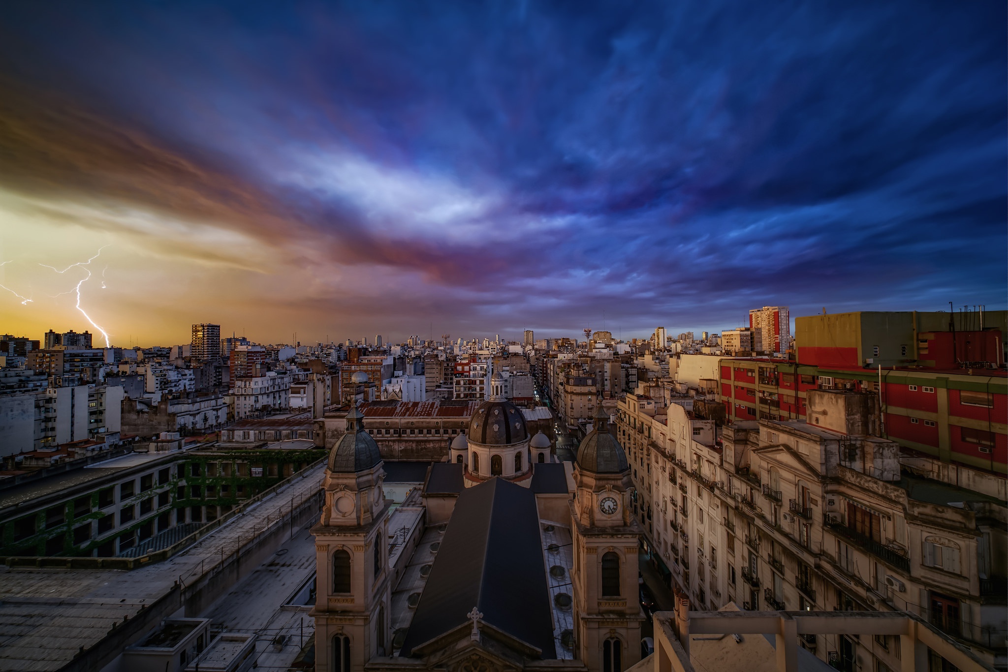 General 2048x1366 Buenos Aires cityscape sky dark Argentina