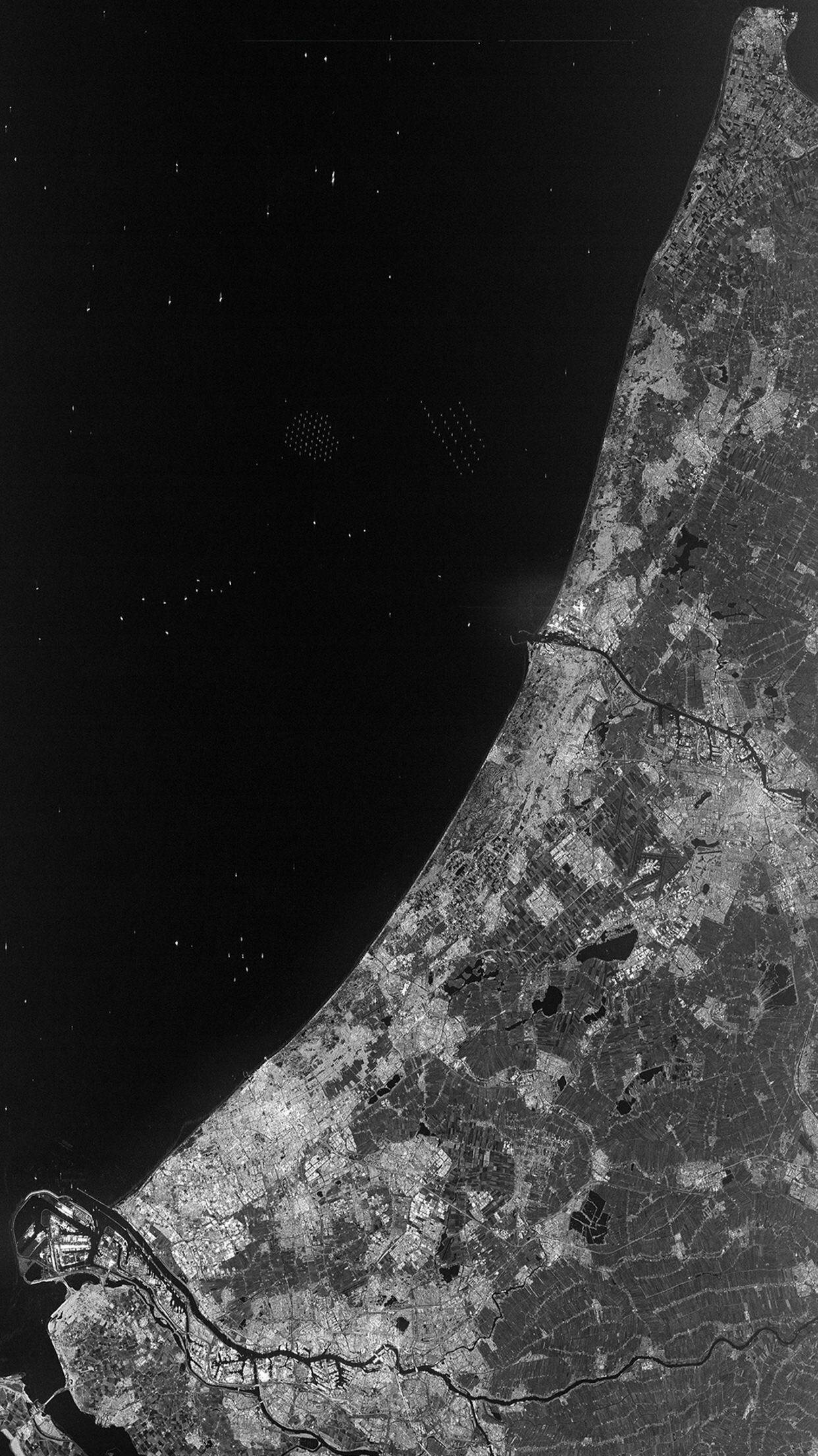 General 1242x2208 portrait display aerial view coast monochrome
