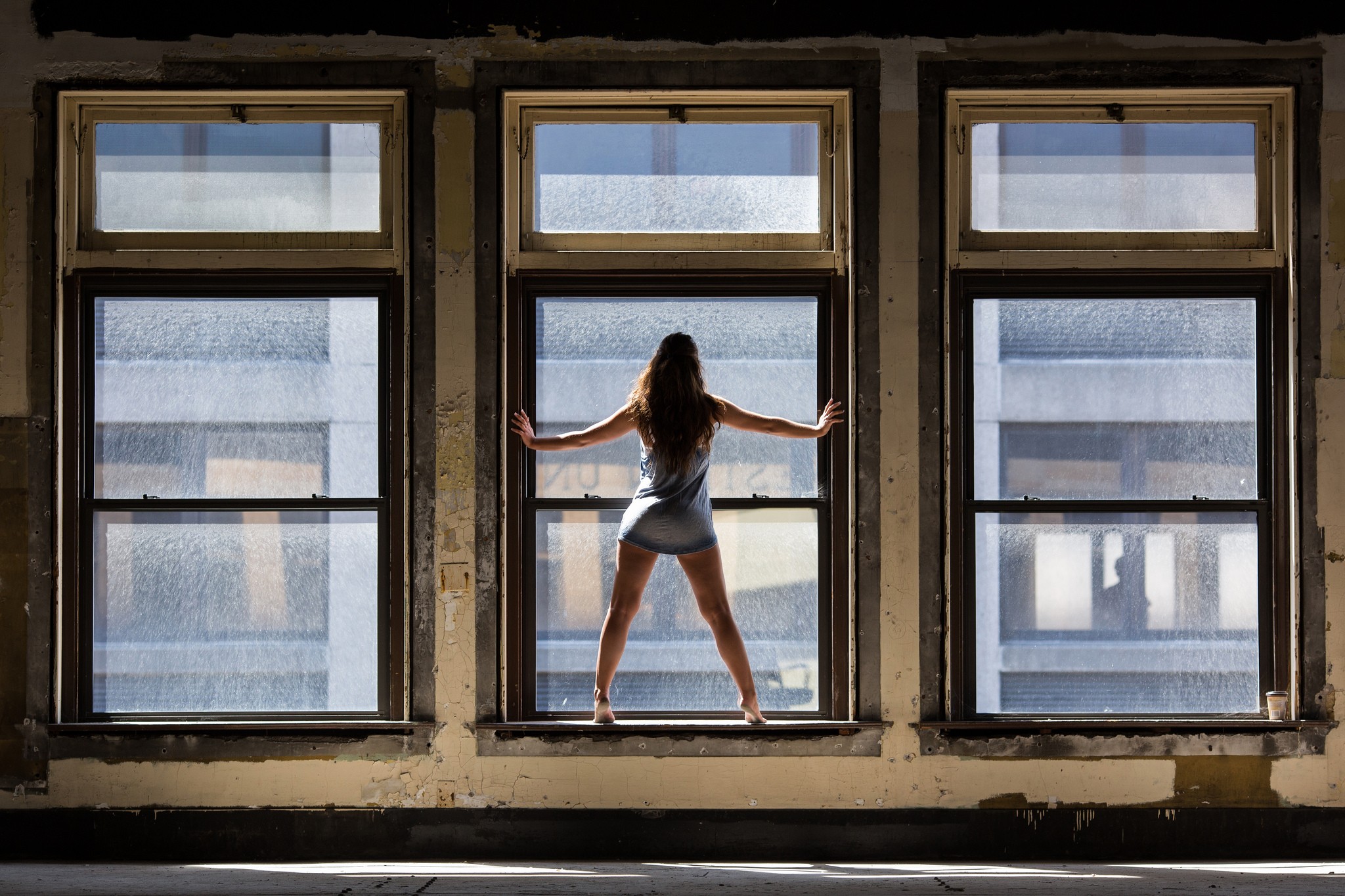 People 2048x1365 women symmetry brunette window barefoot rear view women indoors indoors standing long hair model