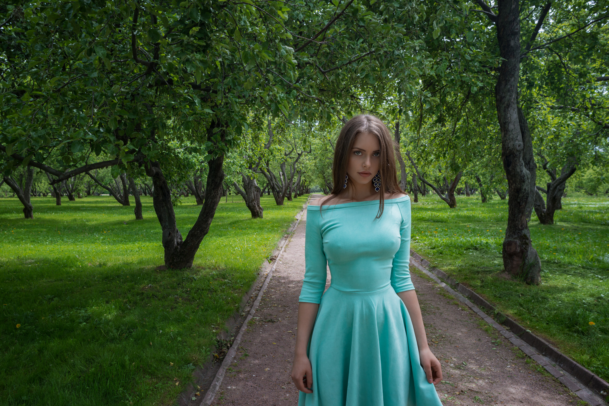 People 2048x1365 women trees dress women outdoors blue dress brunette face big boobs looking at viewer path green eyes bare shoulders nipples through clothing nipple bulge