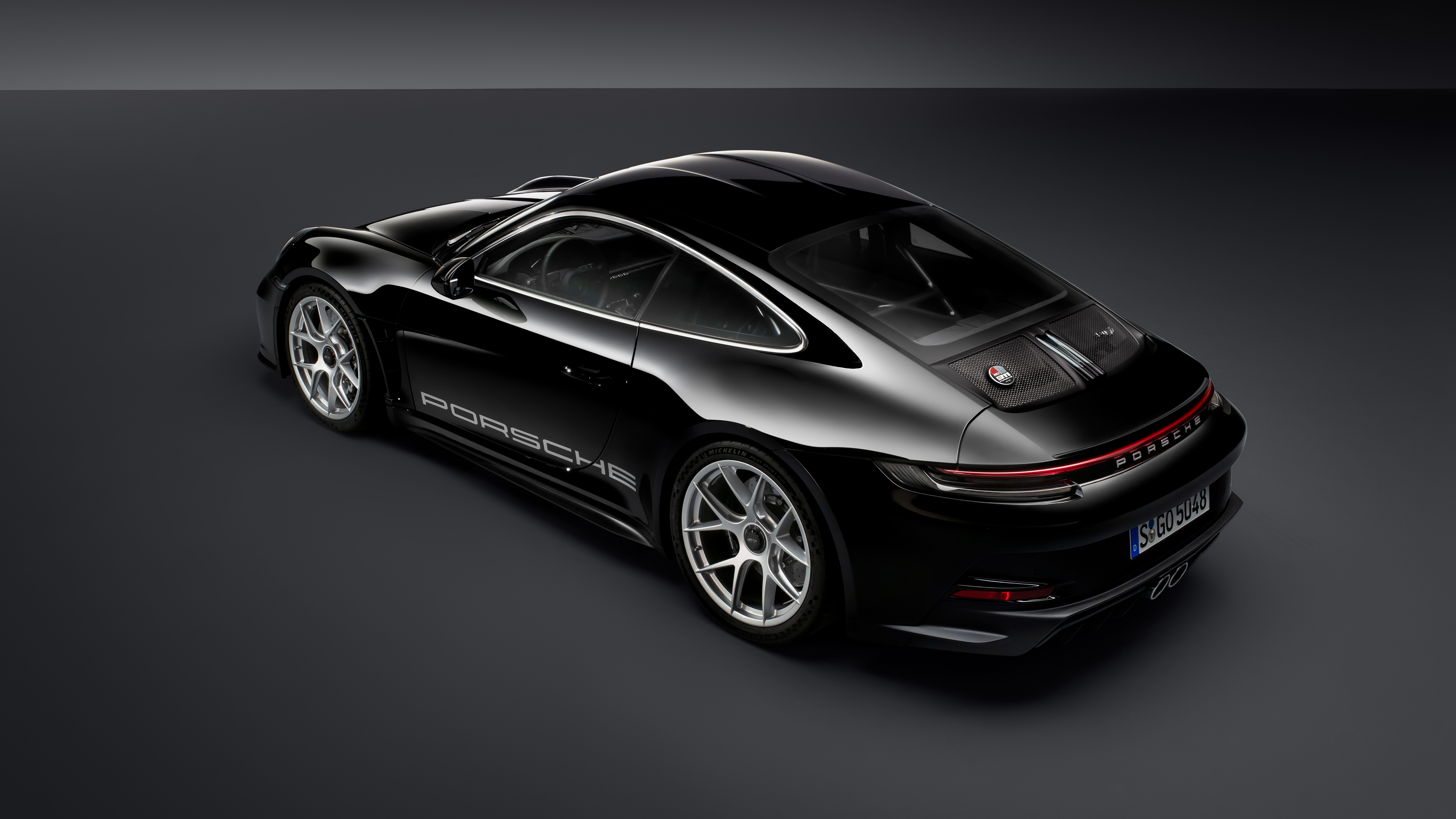 General 5120x2880 Porsche 911 Porsche black cars car sports car German cars low light Flat-6 engine Volkswagen Group