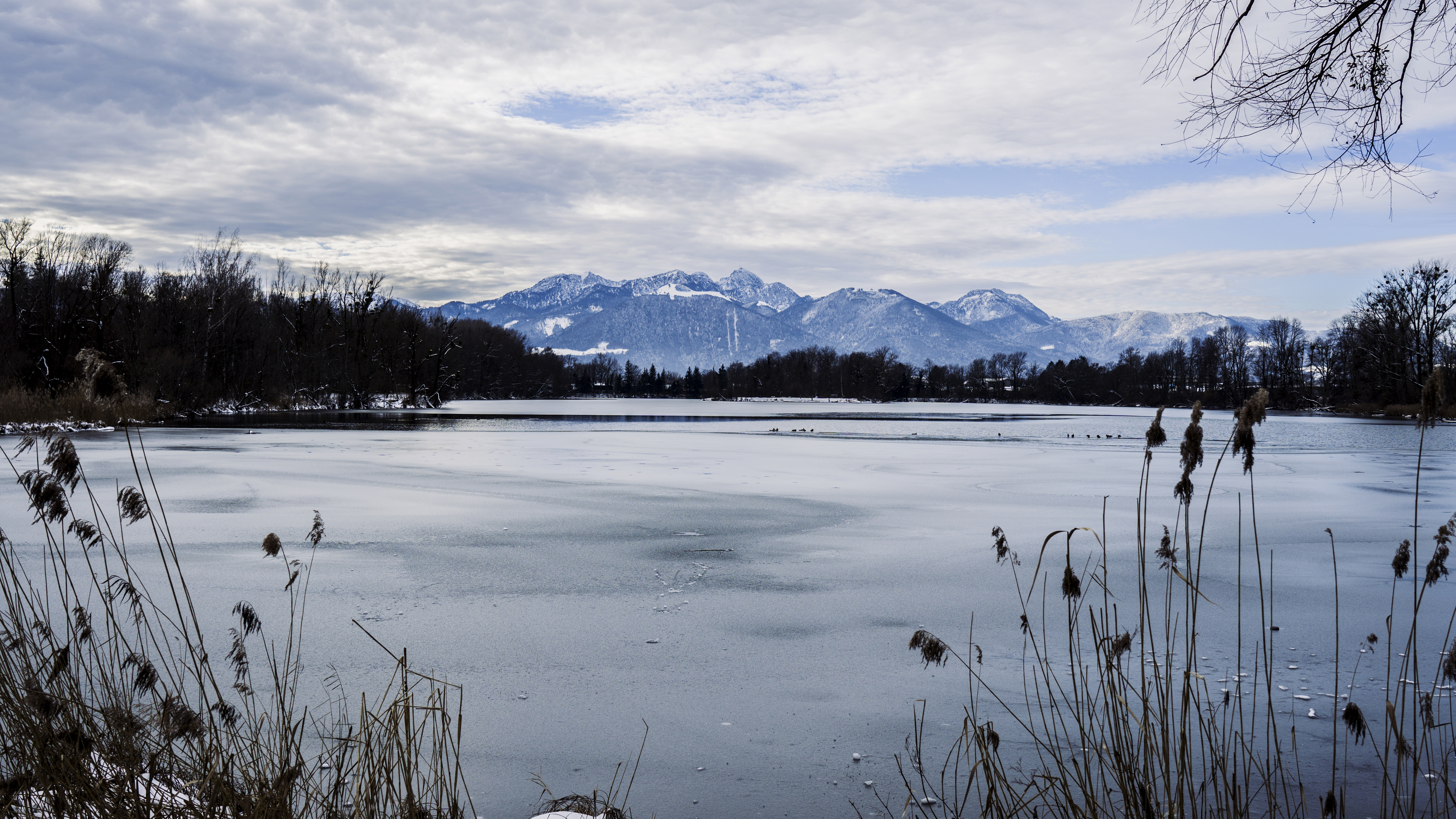 General 6000x3376 nature landscape snow winter lake frozen lake trees clouds mountains outdoors wide angle