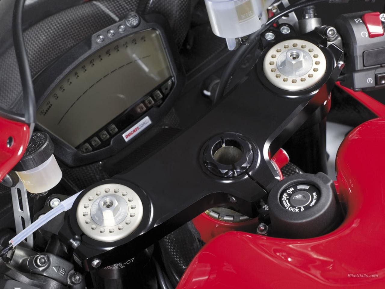 General 1280x960 Ducati motorcycle vehicle closeup Italian motorcycles Volkswagen Group