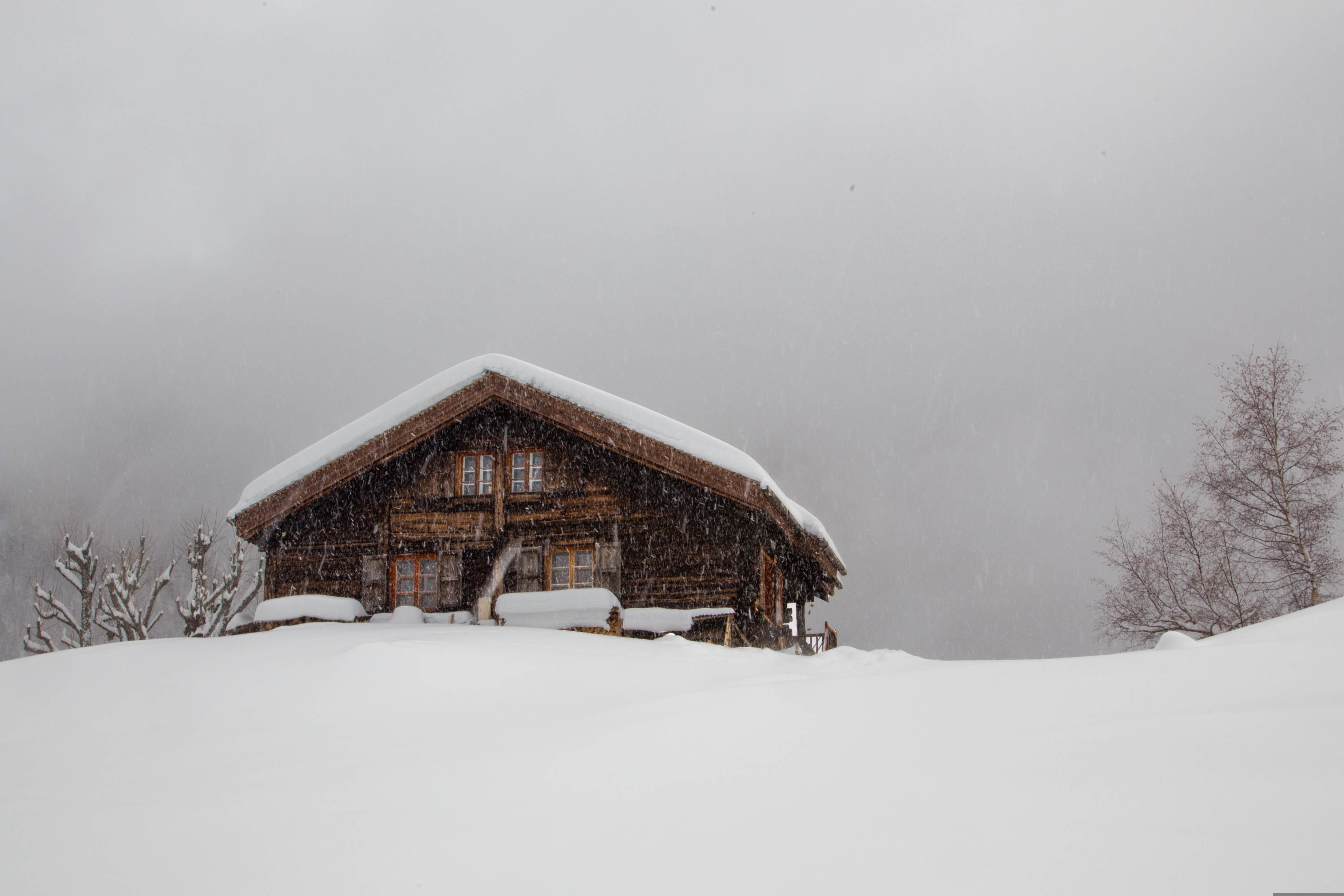General 4020x2680 landscape snow winter house snowing overcast