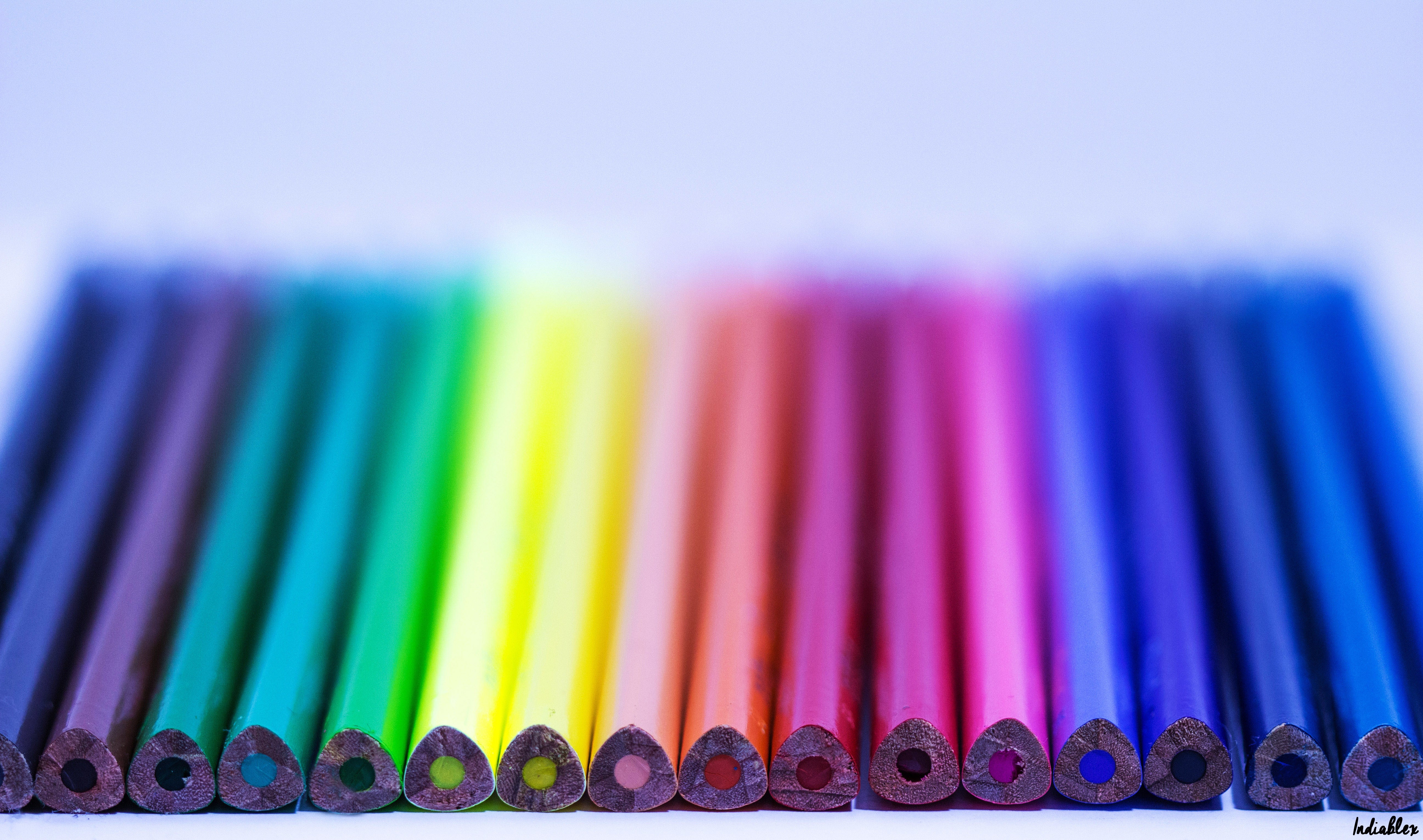 General 5184x3062 pens colorful rainbows photography macro simple background
