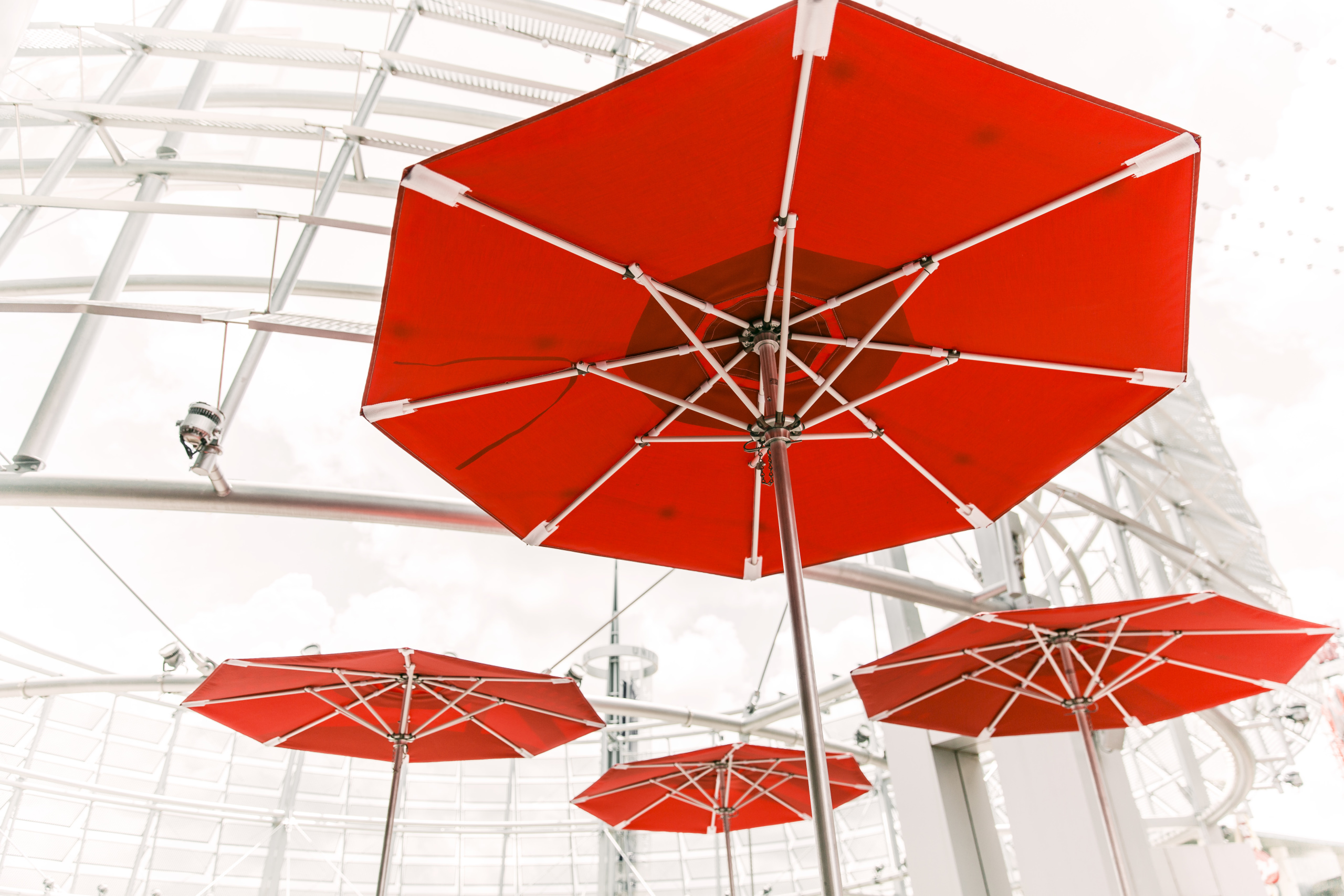 General 2560x1707 red building umbrella