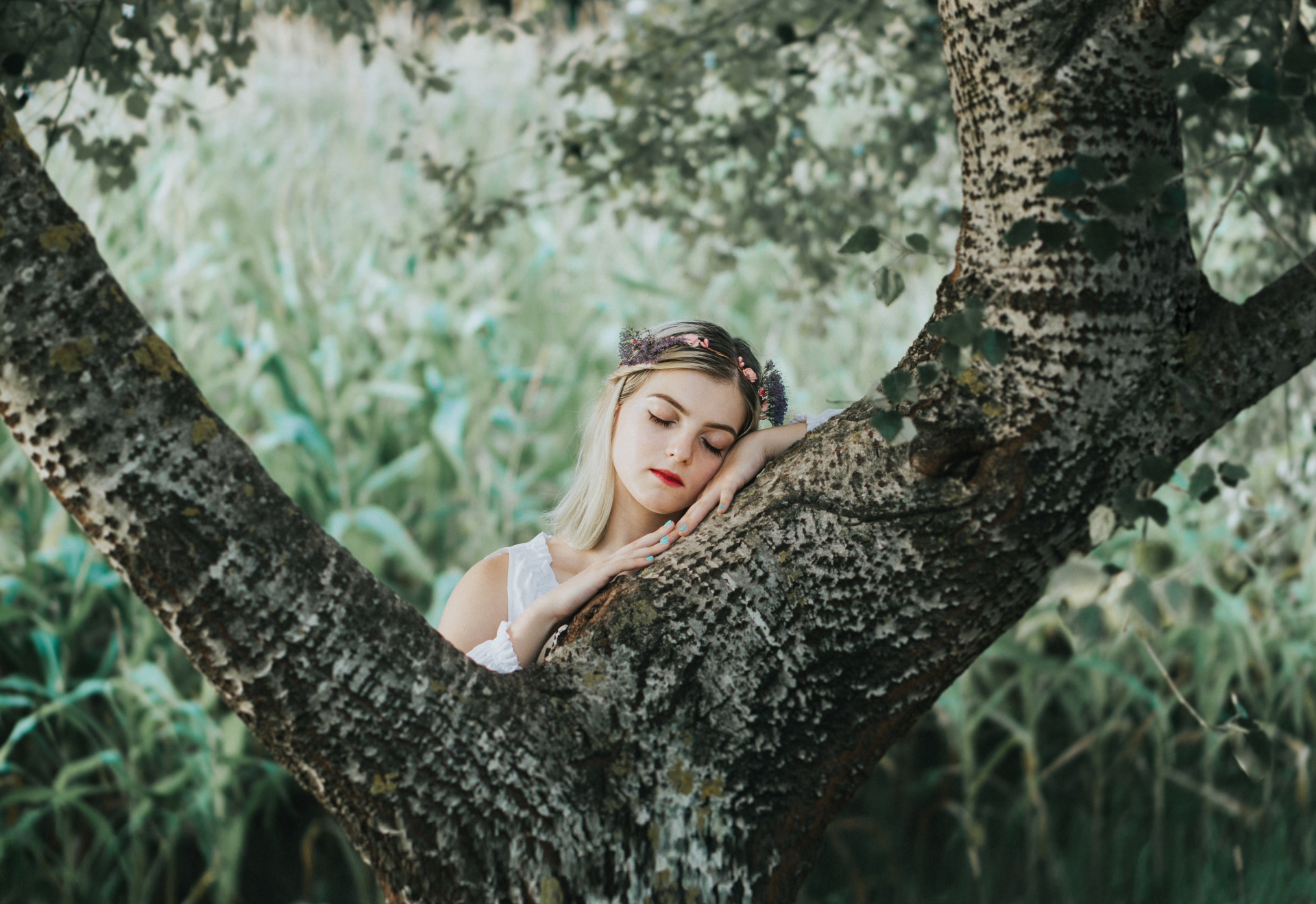 People 1920x1320 nature trees women outdoors women closed eyes red lipstick