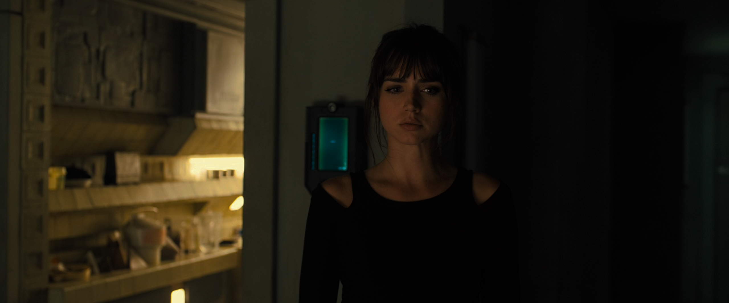 People 2560x1065 Blade Runner Blade Runner 2049 Joi singlets Ana de Armas actress film stills brunette celebrity