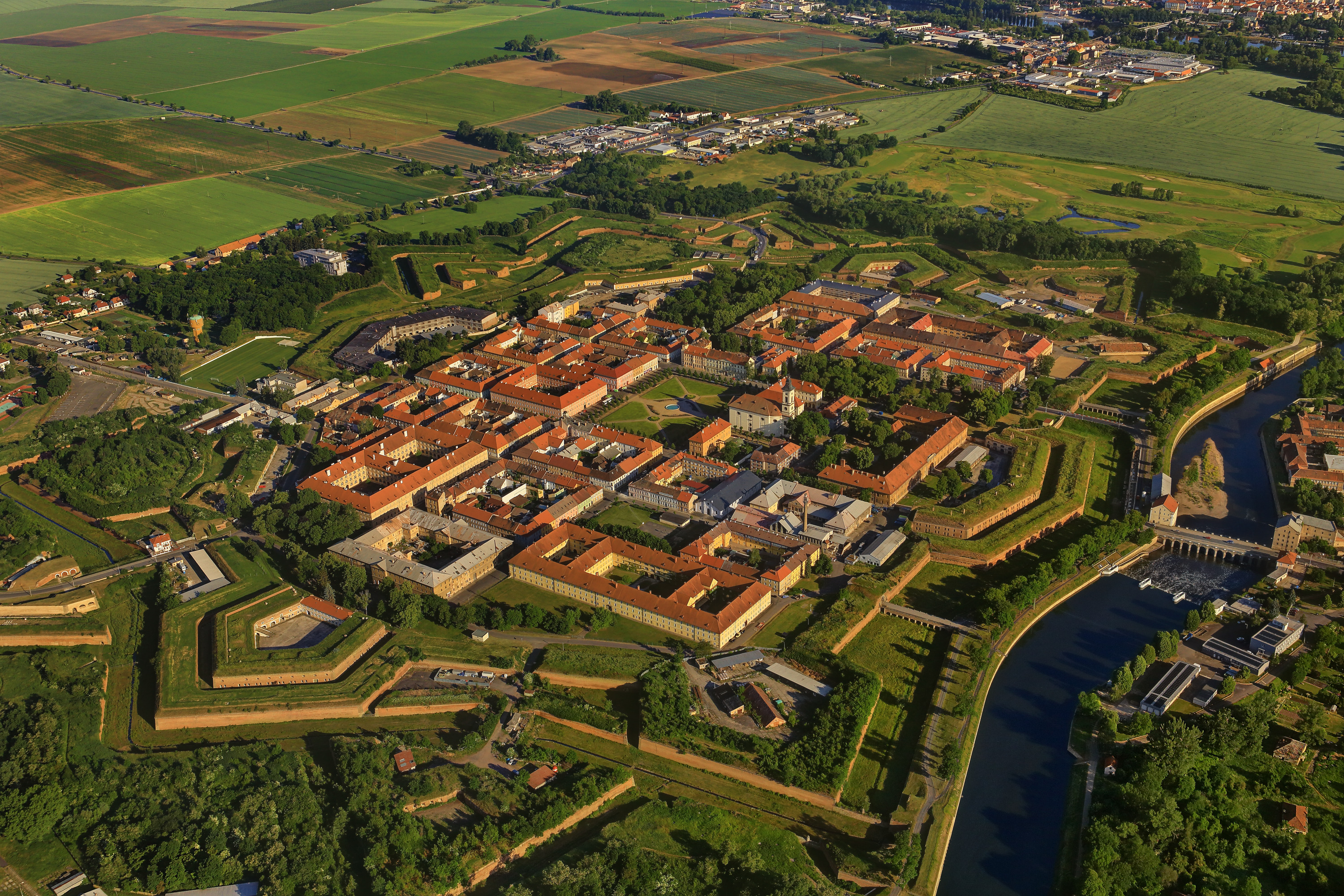 General 3000x2000 aerial view photography nature fortress Terezin Czech Republic town rooftops house river field ancient old building tribute camp