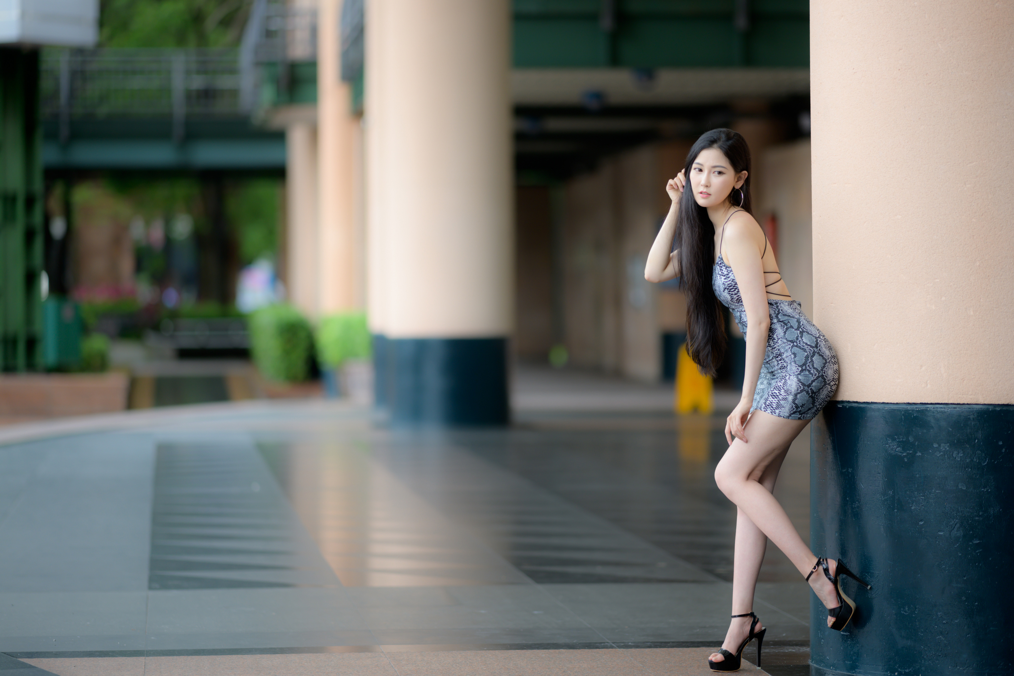 People 3280x2187 Asian model women long hair dark hair high heels