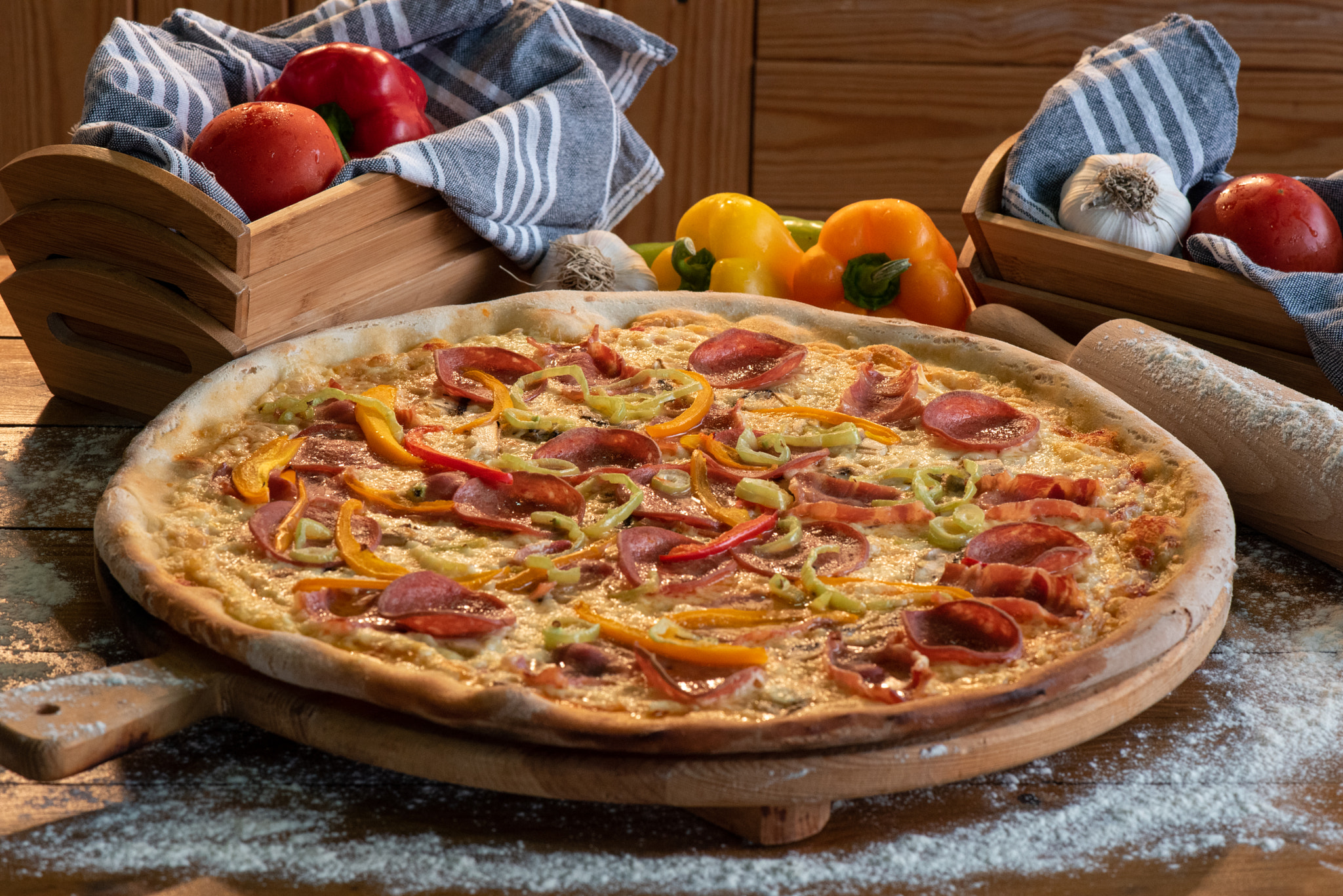 General 2048x1367 food rolling pin pizza Paprika vegetables cutting board tomatoes bell peppers Garlic flour still life