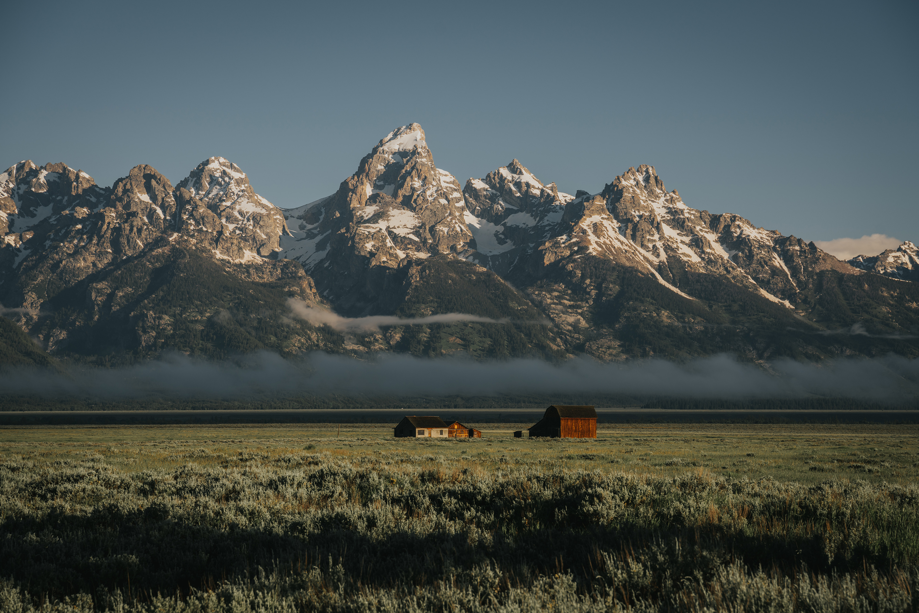 General 3000x2001 landscape mountains nature snow clear sky barns Grand Teton National Park USA Wyoming