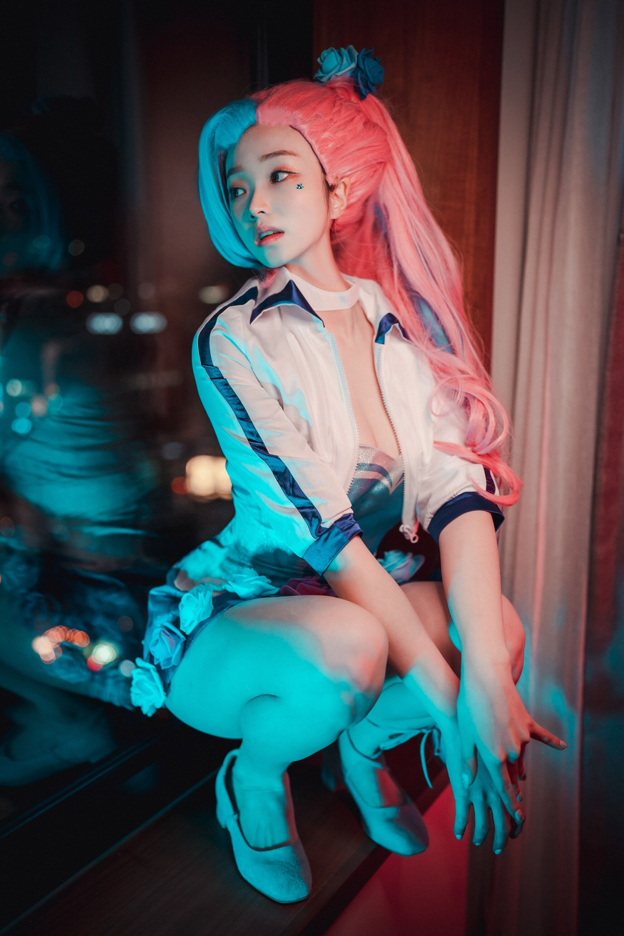 People 2000x3000 white pink video game characters Asian Seraphine (League of Legends) cosplay cyan light women