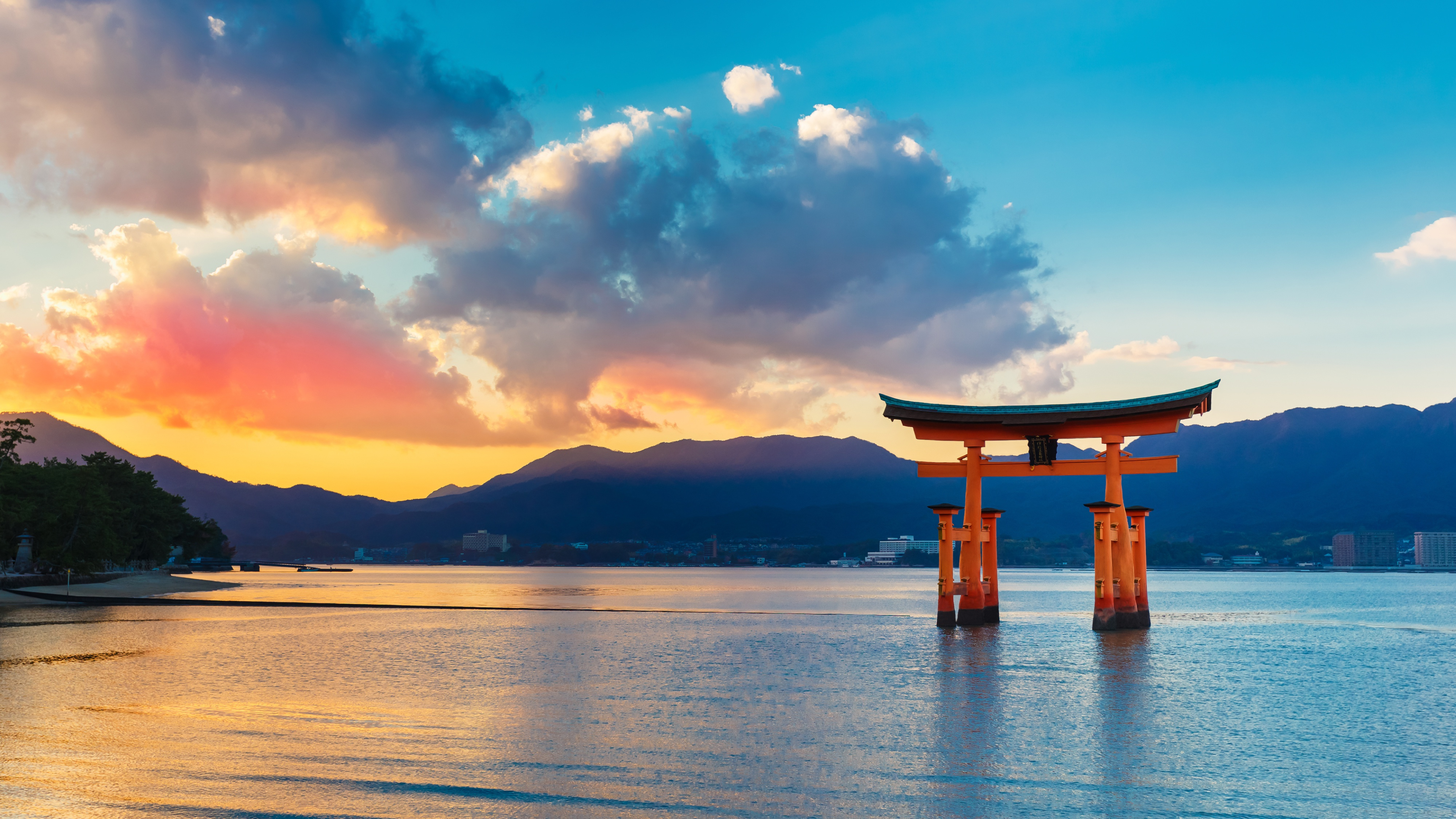 General 3840x2160 Japan torii clouds water sunlight Hiroshima Miyajima calm
