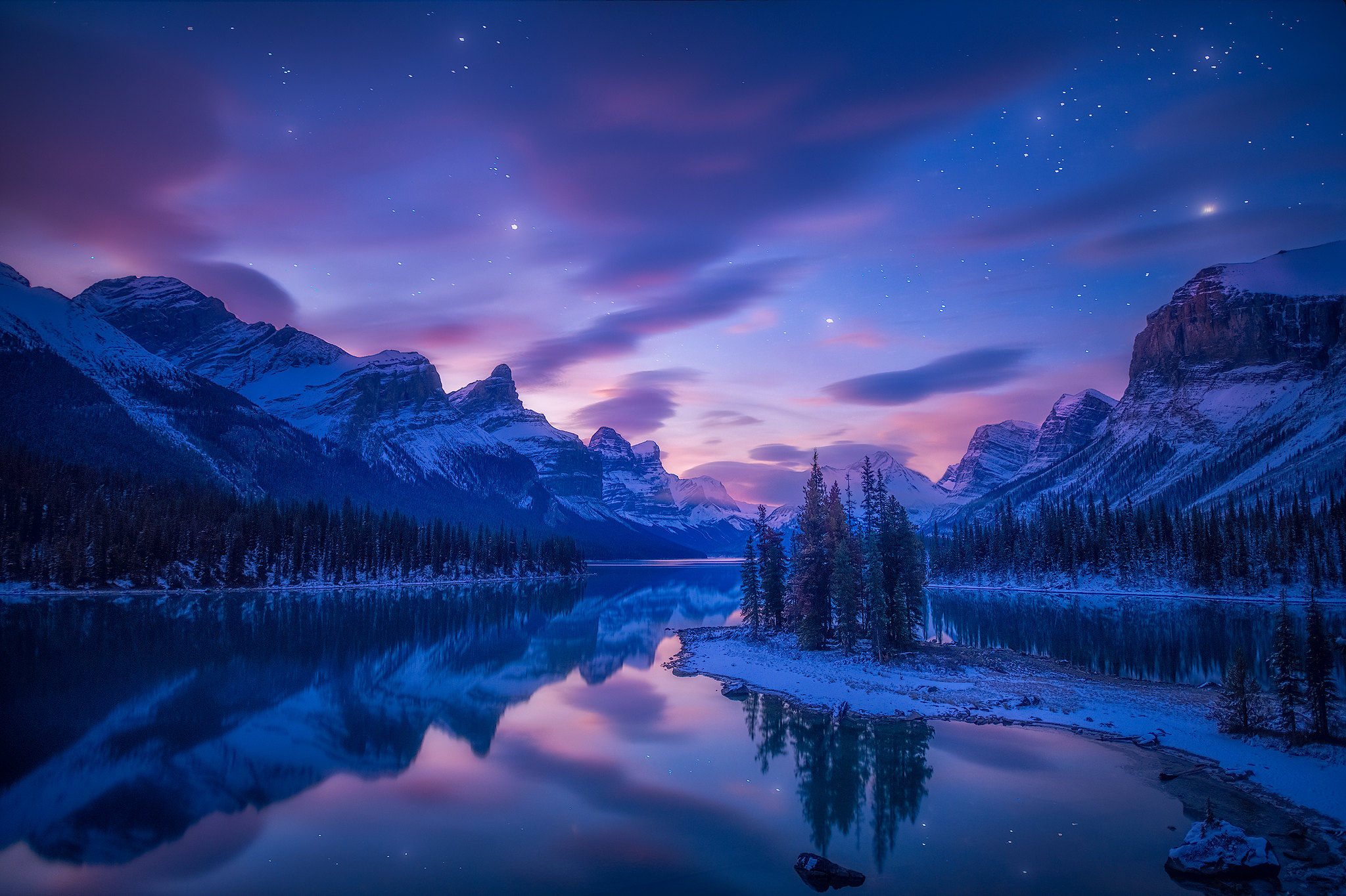 General 2048x1365 landscape nature water snowy mountain night stars lake reflection calm waters Spirit Island Maligne Lake calm sky trees snow Jasper National Park Canada mountains low light