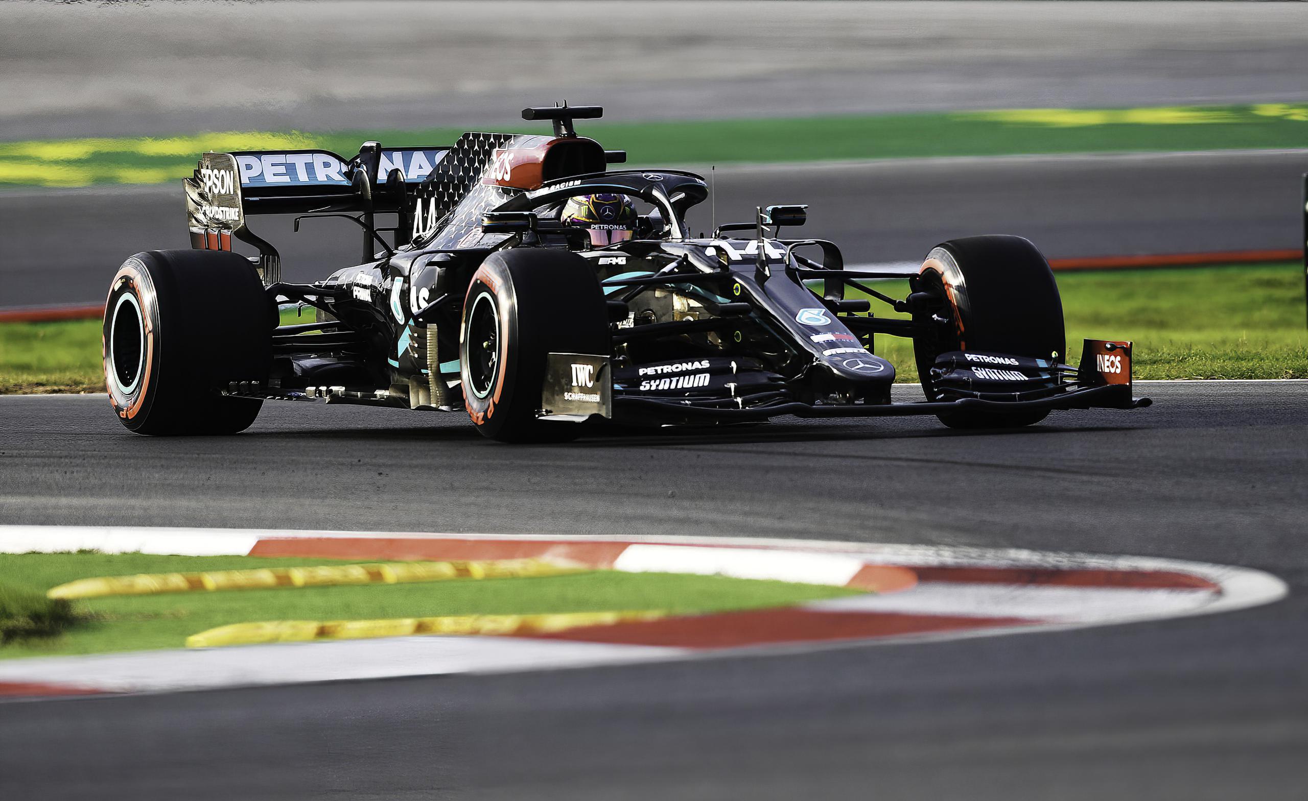 General 2560x1569 Formula 1 Mercedes AMG Petronas car Lewis Hamilton