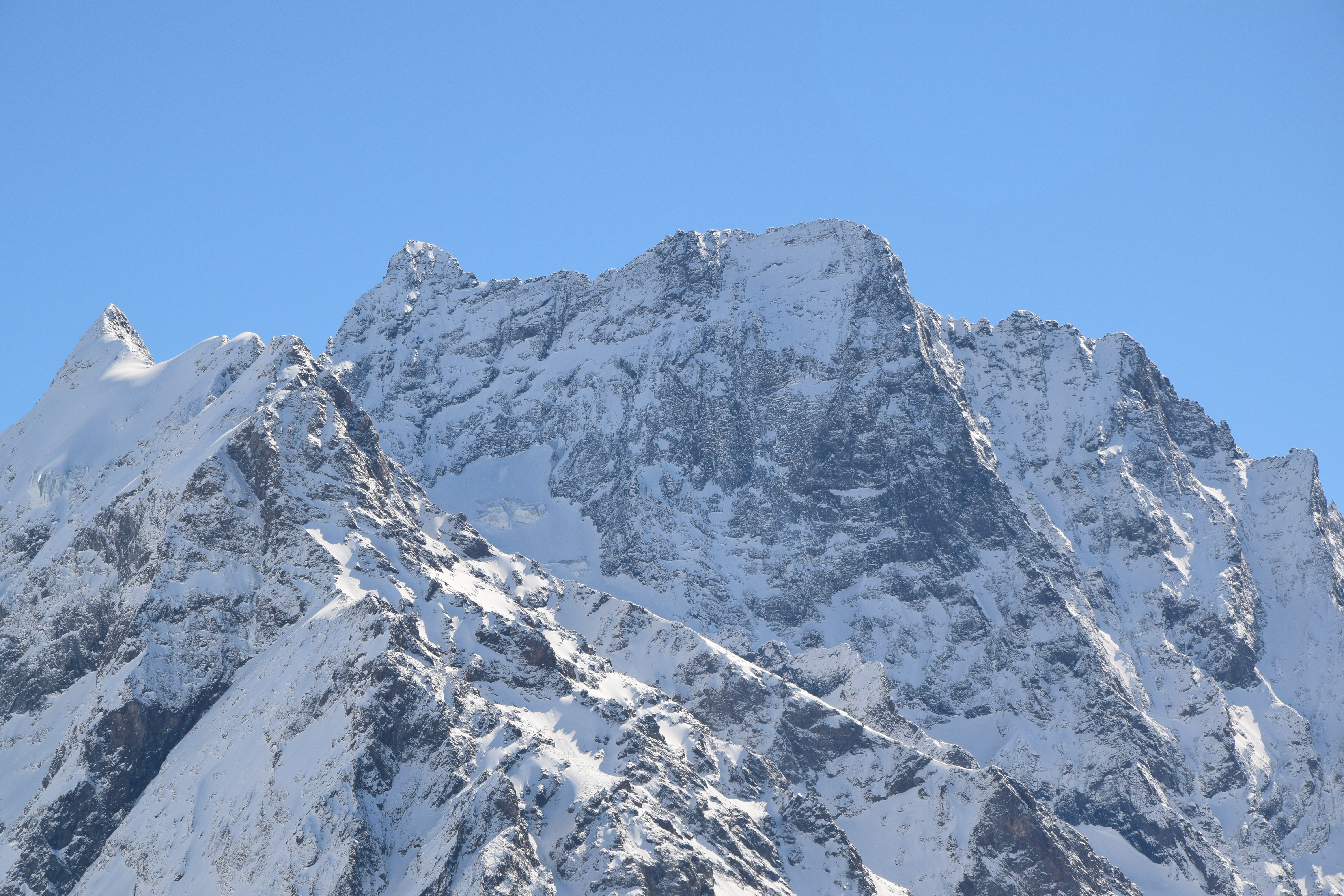 General 6000x4000 mountains winter clear sky snow snowy mountain