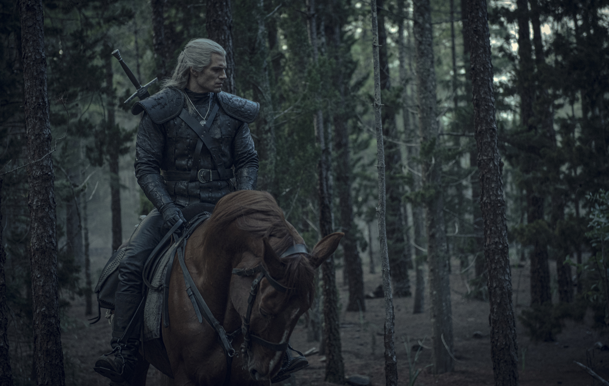 People 2000x1270 The Witcher Netflix Netflix TV Series Henry Cavill Geralt of Rivia men actor horse The Witcher (TV Series) Płotka (horse)