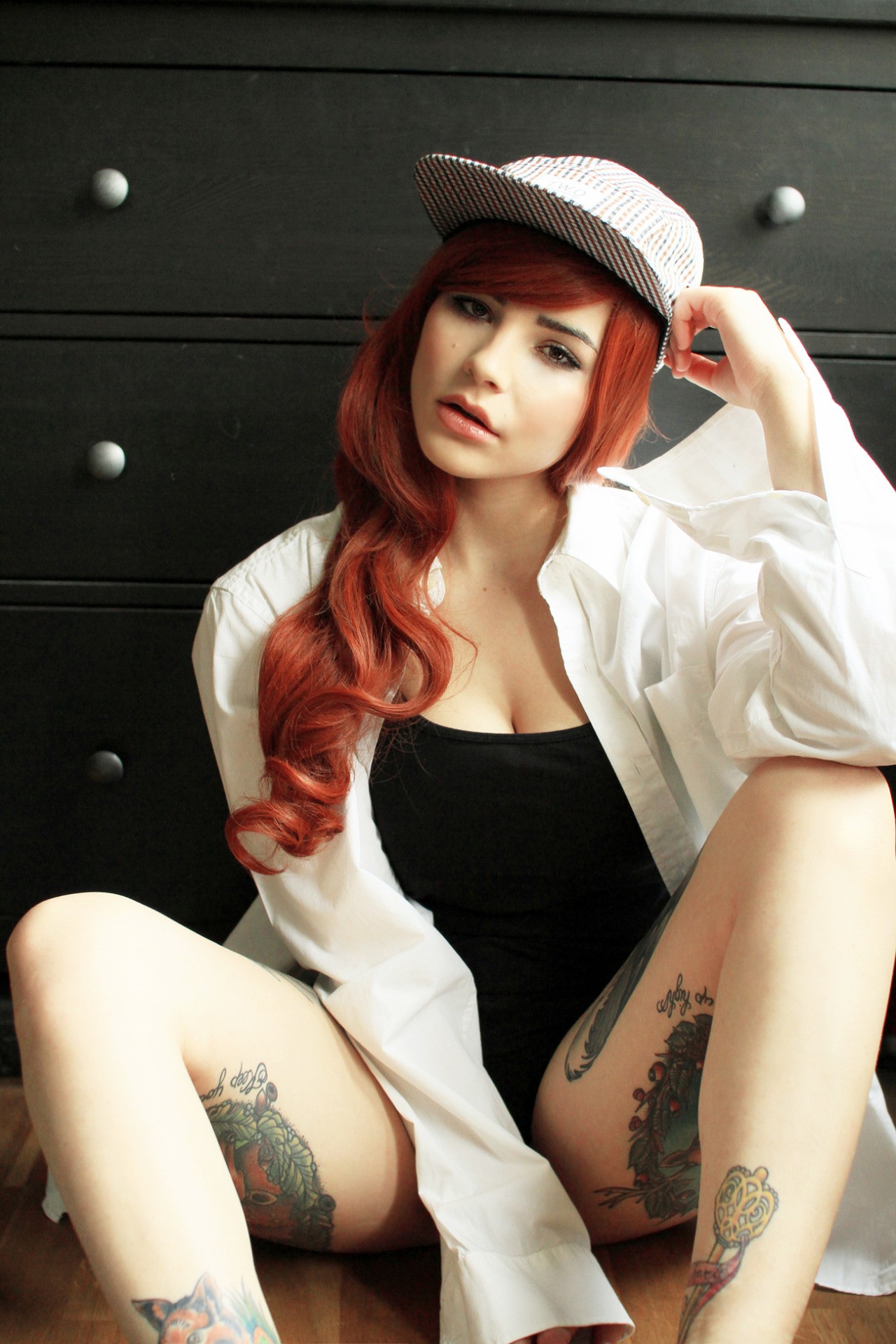 People 1280x1920 women model redhead long hair looking at viewer lingerie portrait display shirt tattoo hat sitting wavy hair wooden surface on the floor sensual gaze bangs open mouth Julia Coldfront baseball cap women indoors dyed hair indoors inked girls