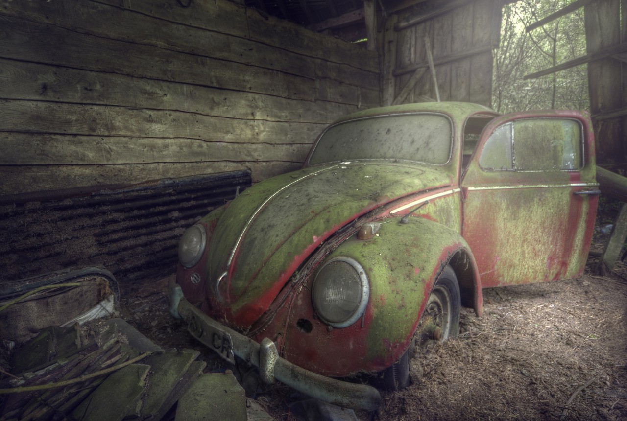 General 1280x860 abandoned barns Volkswagen Beetle wreck