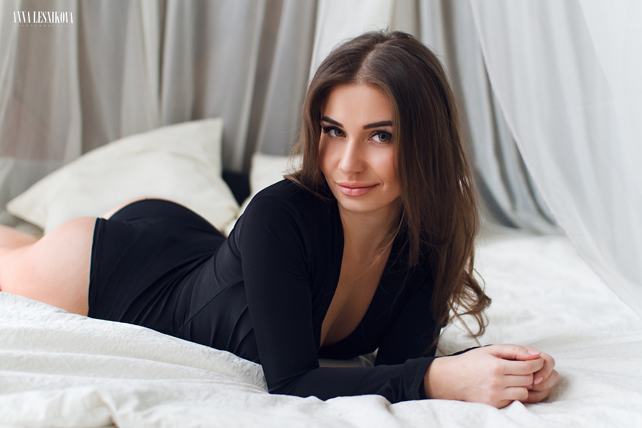 People 2048x1365 women brunette ass in bed lying on front smiling leotard Anna Lesnikova