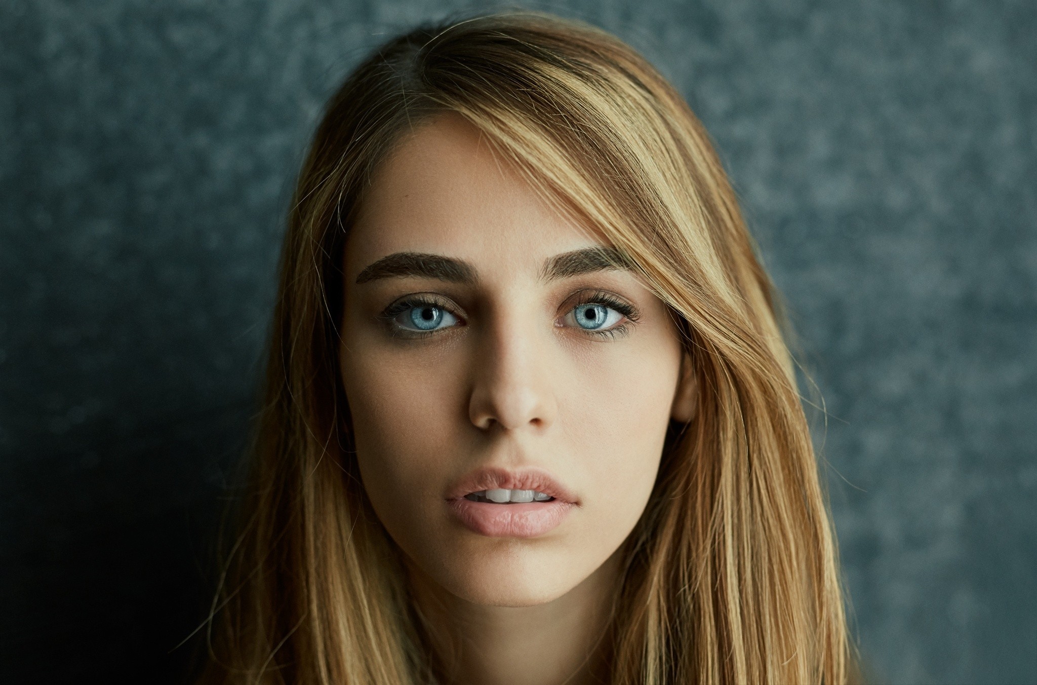 People 2048x1352 women face portrait blue eyes blonde model