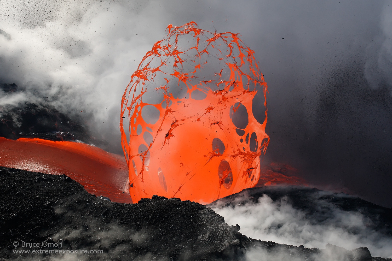 General 1500x1000 volcano lava eruption nature smoke
