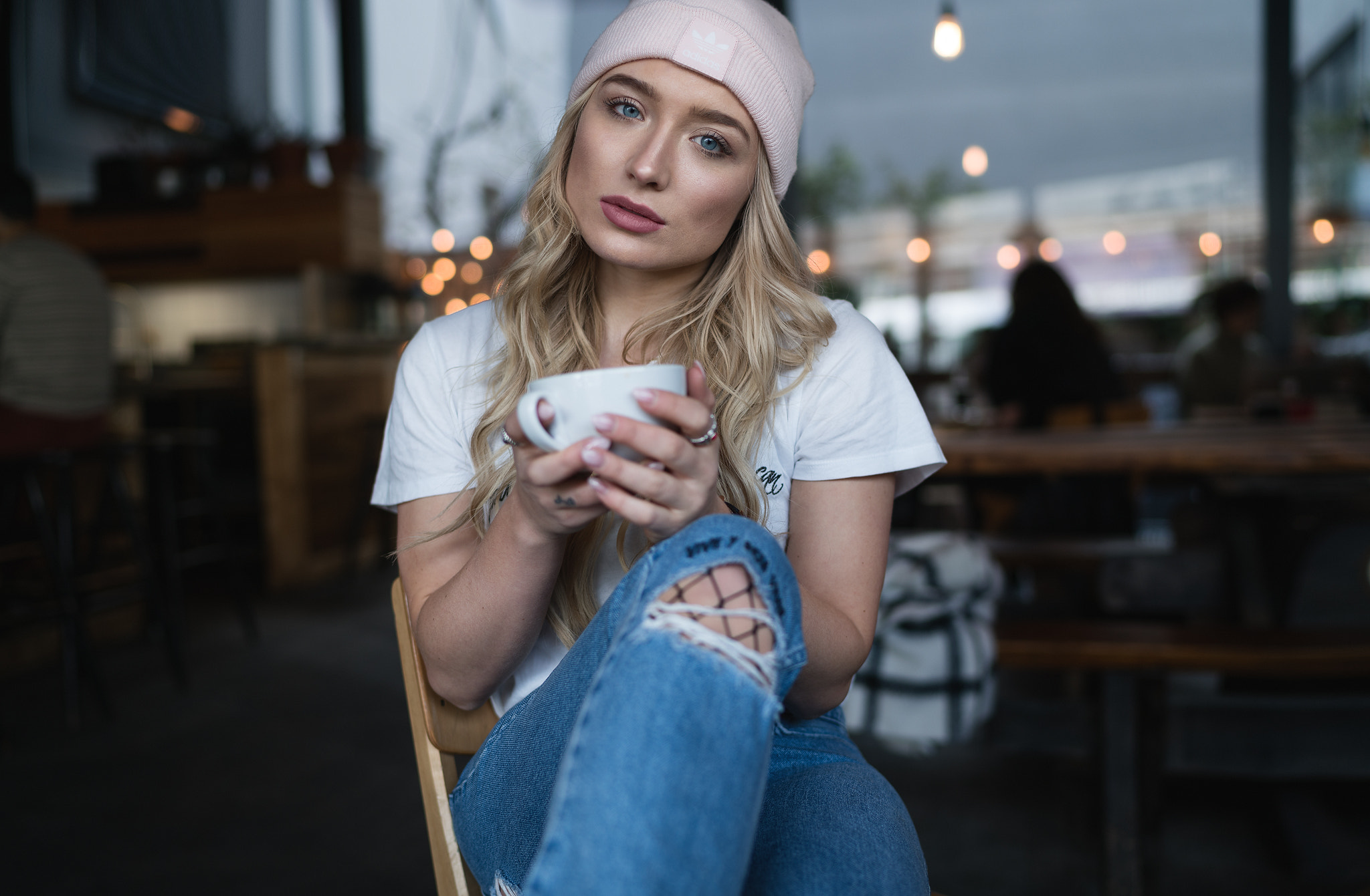 People 2048x1341 women blonde cup 500px torn jeans jeans T-shirt
