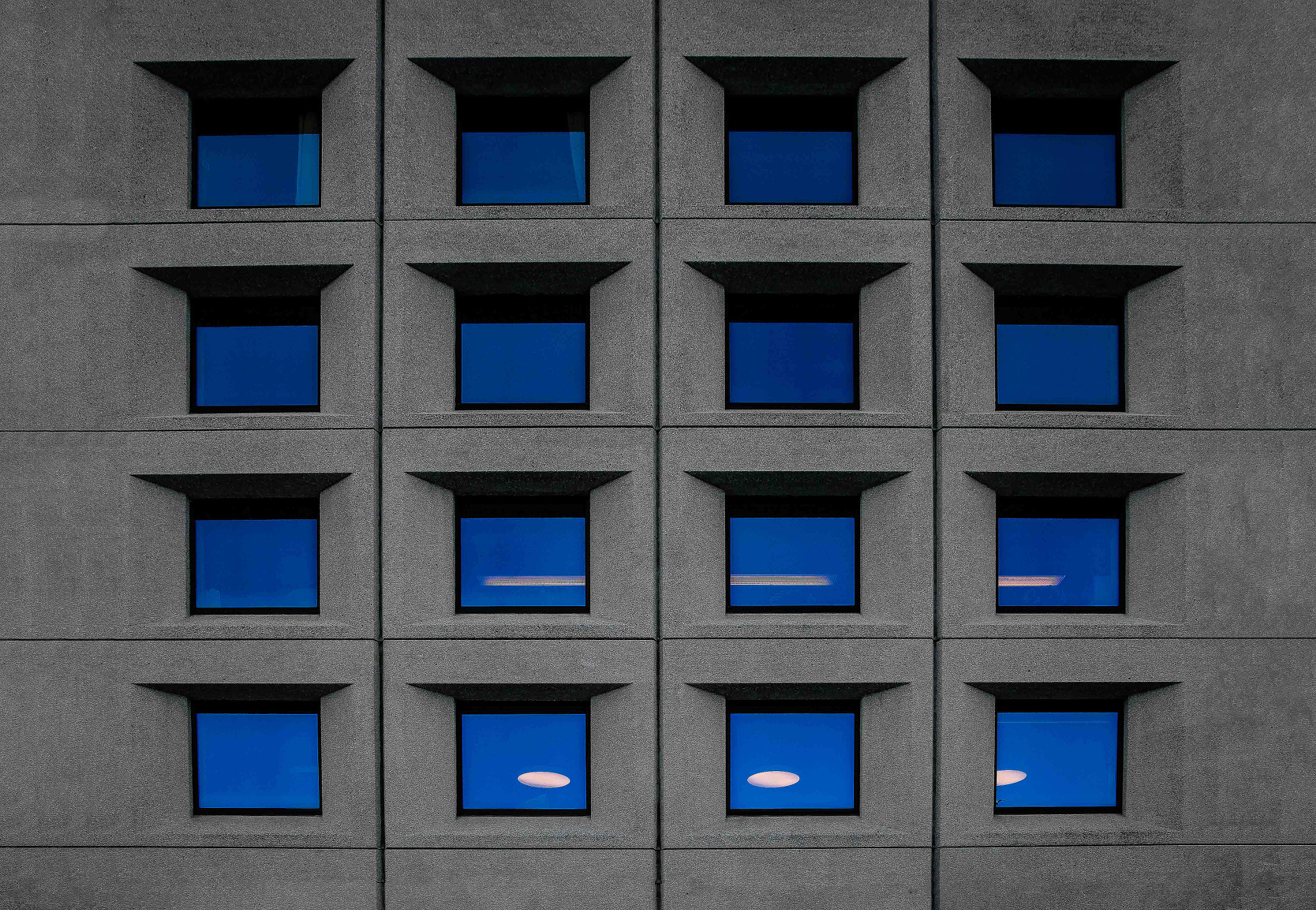 General 2048x1416 abstract window minimalism blue